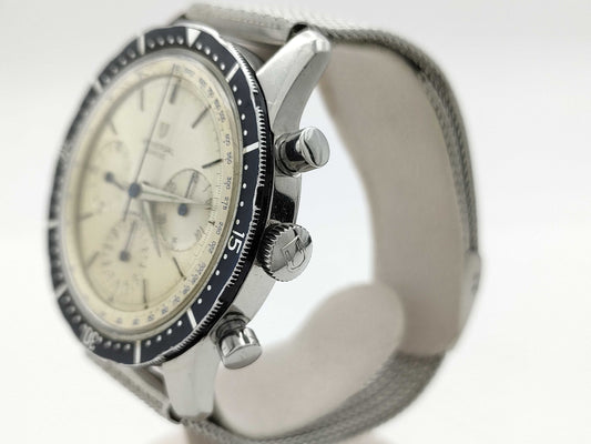 UNIVERSAL GENEVE Compax Valjoux Manual Winding Men's Watch