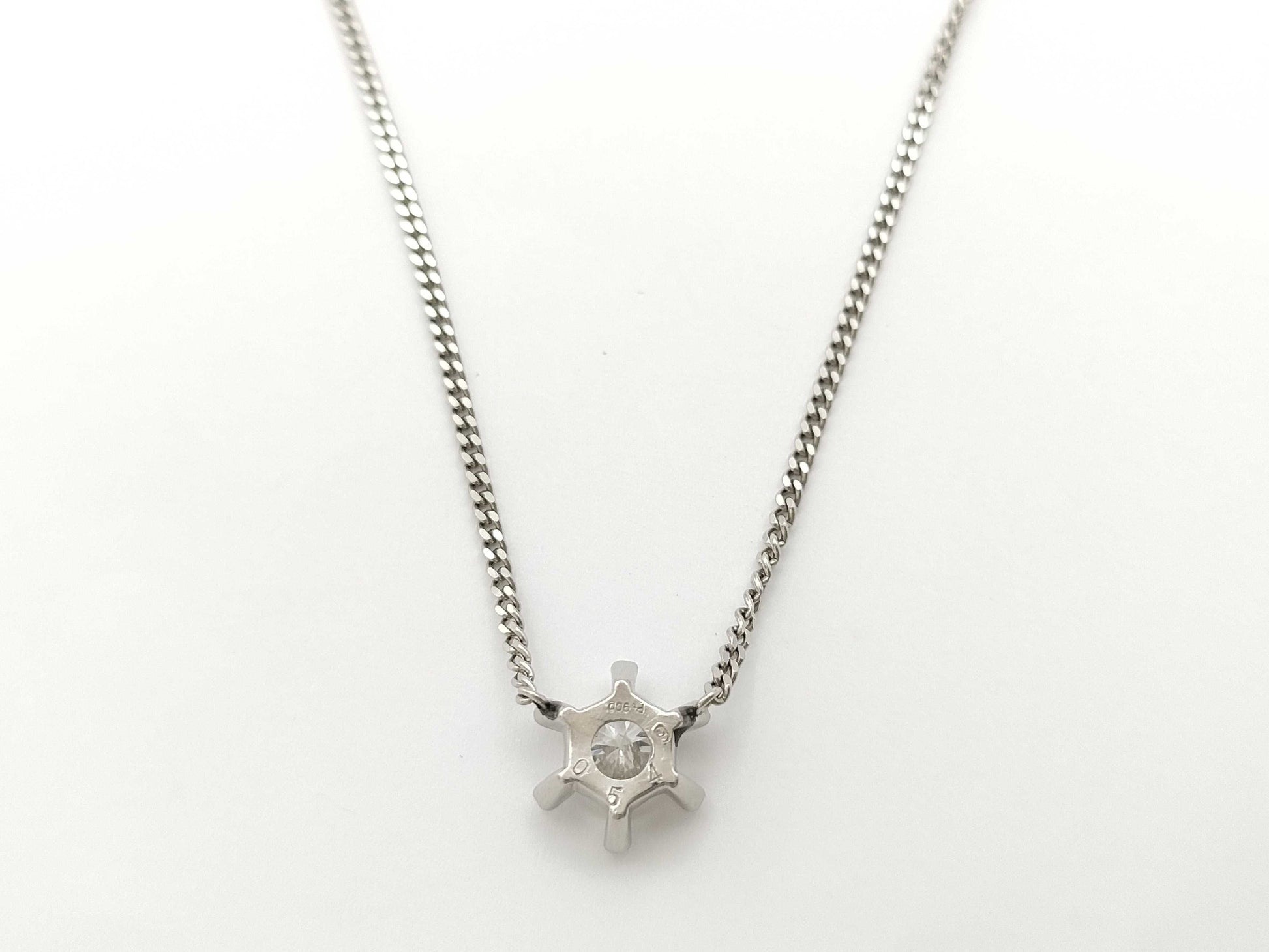 D0.549ct PT900/850 5.5g Necklace