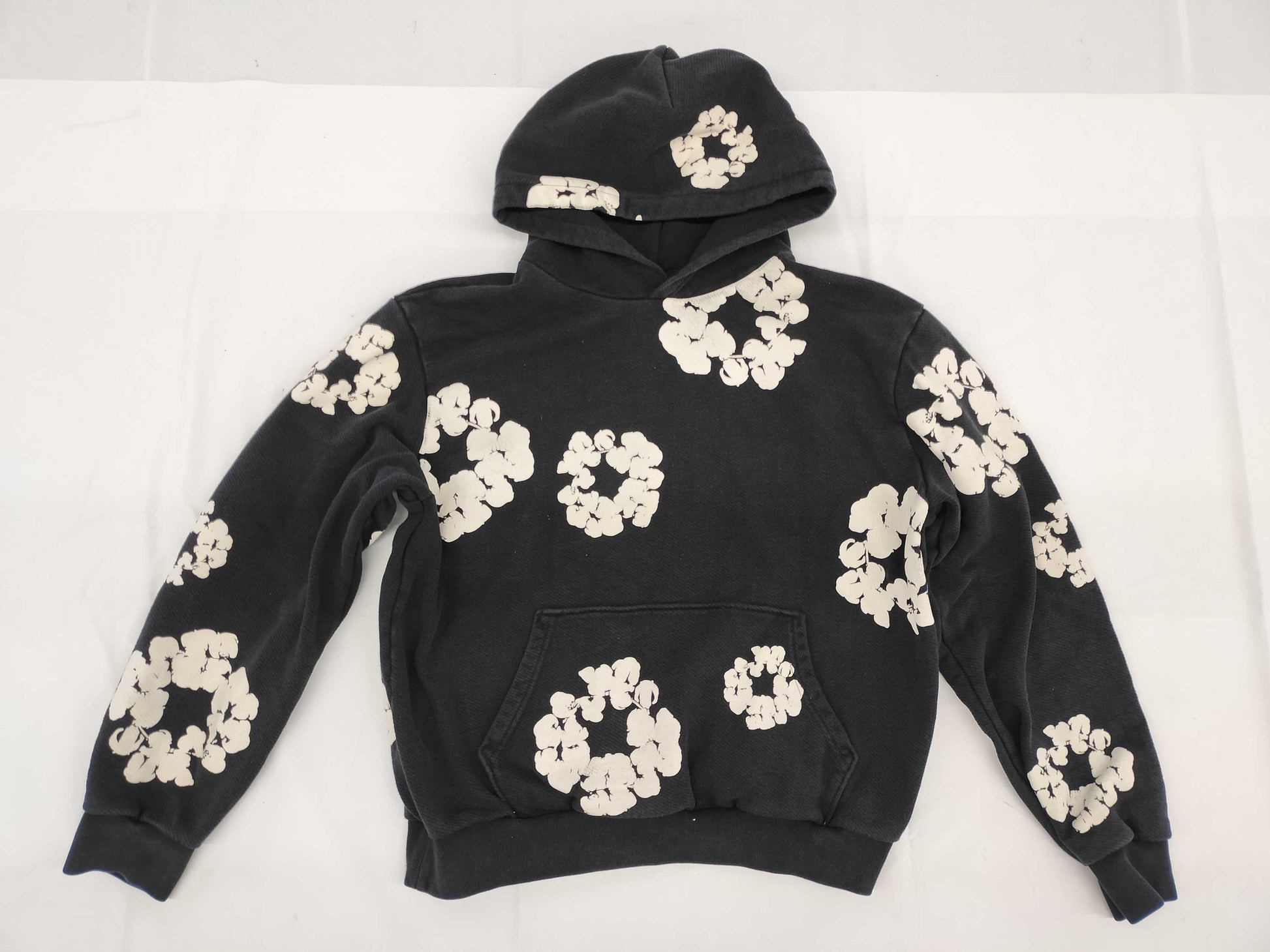 DENIM TEARS Cotton Wreath Hoodie, Size L, Black, Top