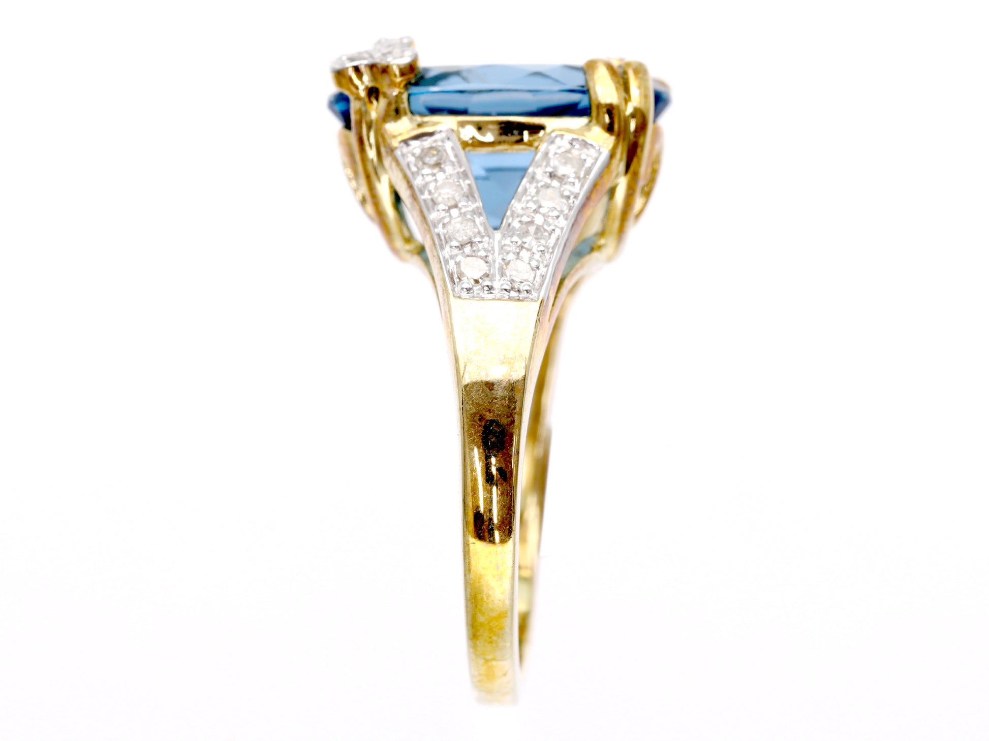 Blue Topaz Diamond K10 5.5g Ring