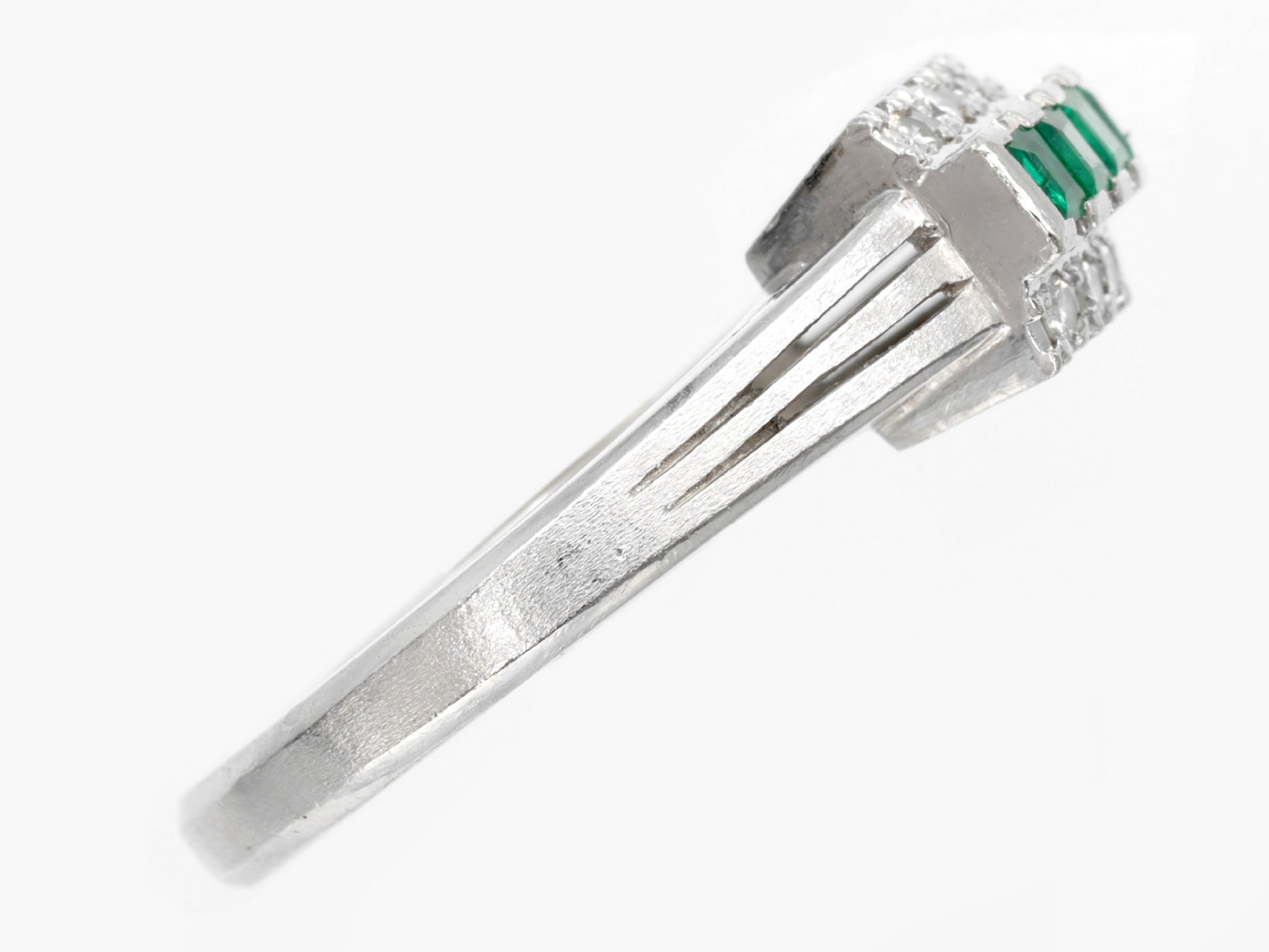 E0.30ct D0.17ct Pt900 5.8g Ring