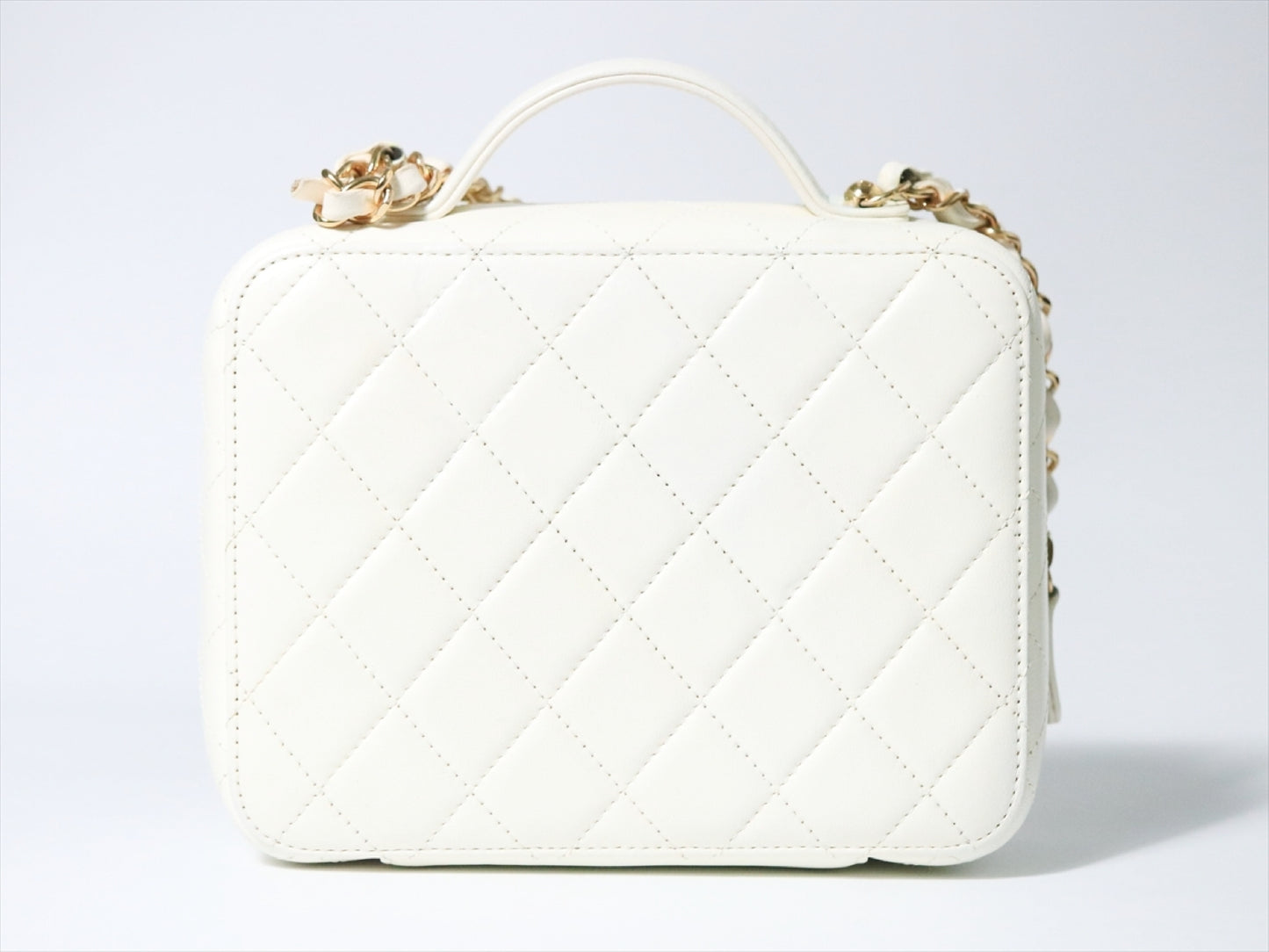 CHANEL Matlasse 2way Handbag Chain Shoulder Bag Random Plate Gold x White Vanity Shoulder Bag