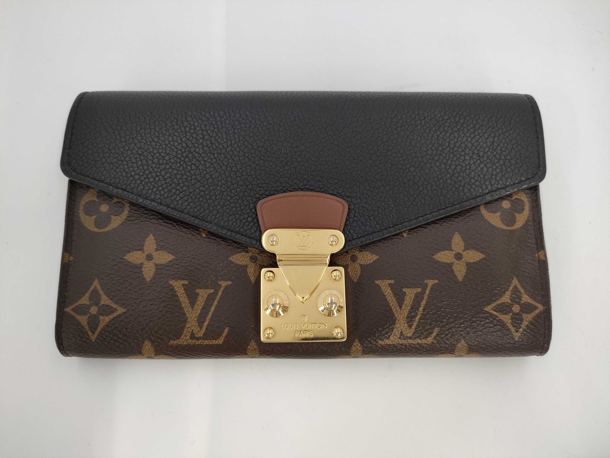 LOUIS VUITTON Monogram Portefeuille Pallas Noir Wallet