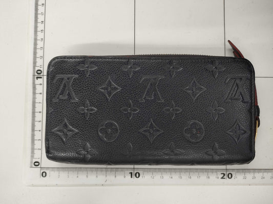 LOUIS VUITTON Vuitton Ampplant Zippy Wallet