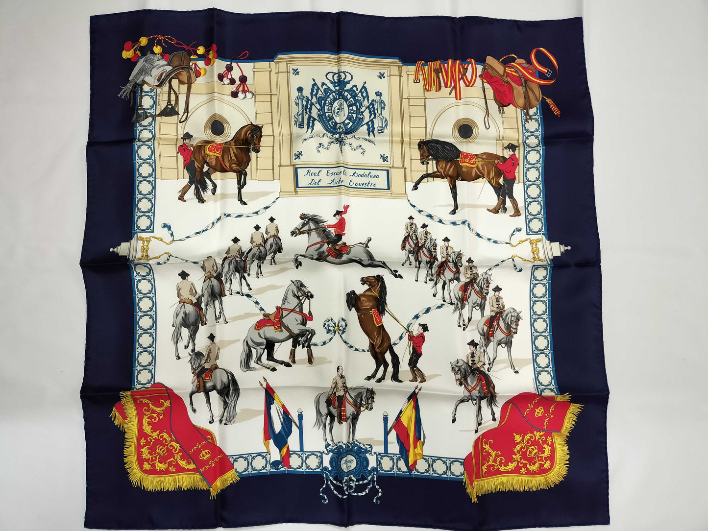 HERMES Carre Hermes Carre 90 Scarf