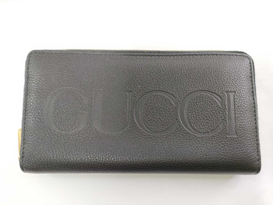 GUCCI logo zipper wallet