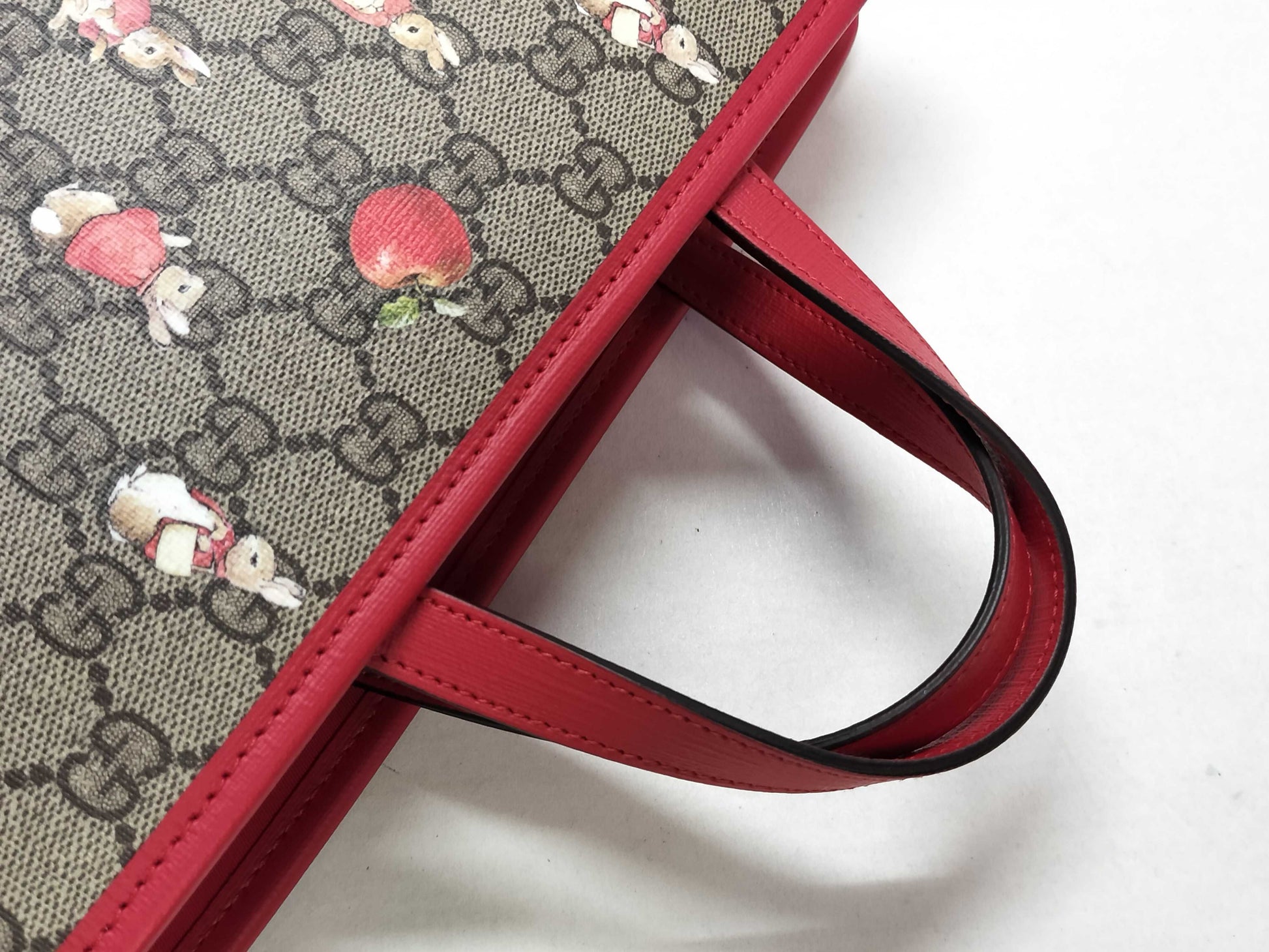 GUCCI GG Supreme Unused Peter Rabbit Tote Tote Bag