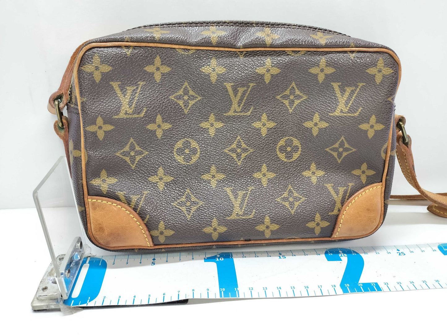LOUIS VUITTON Monogram Trocadero Shoulder Bag