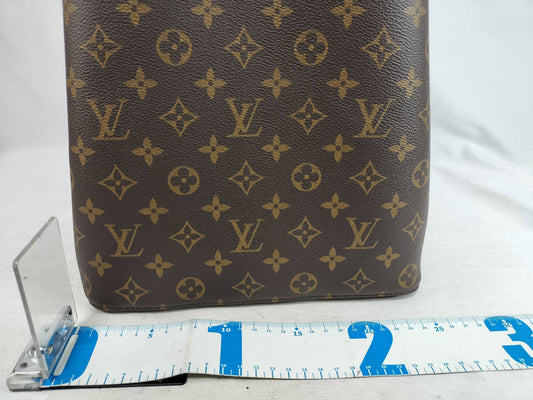 LOUIS VUITTON Monogram NeoNoe Shoulder Bag