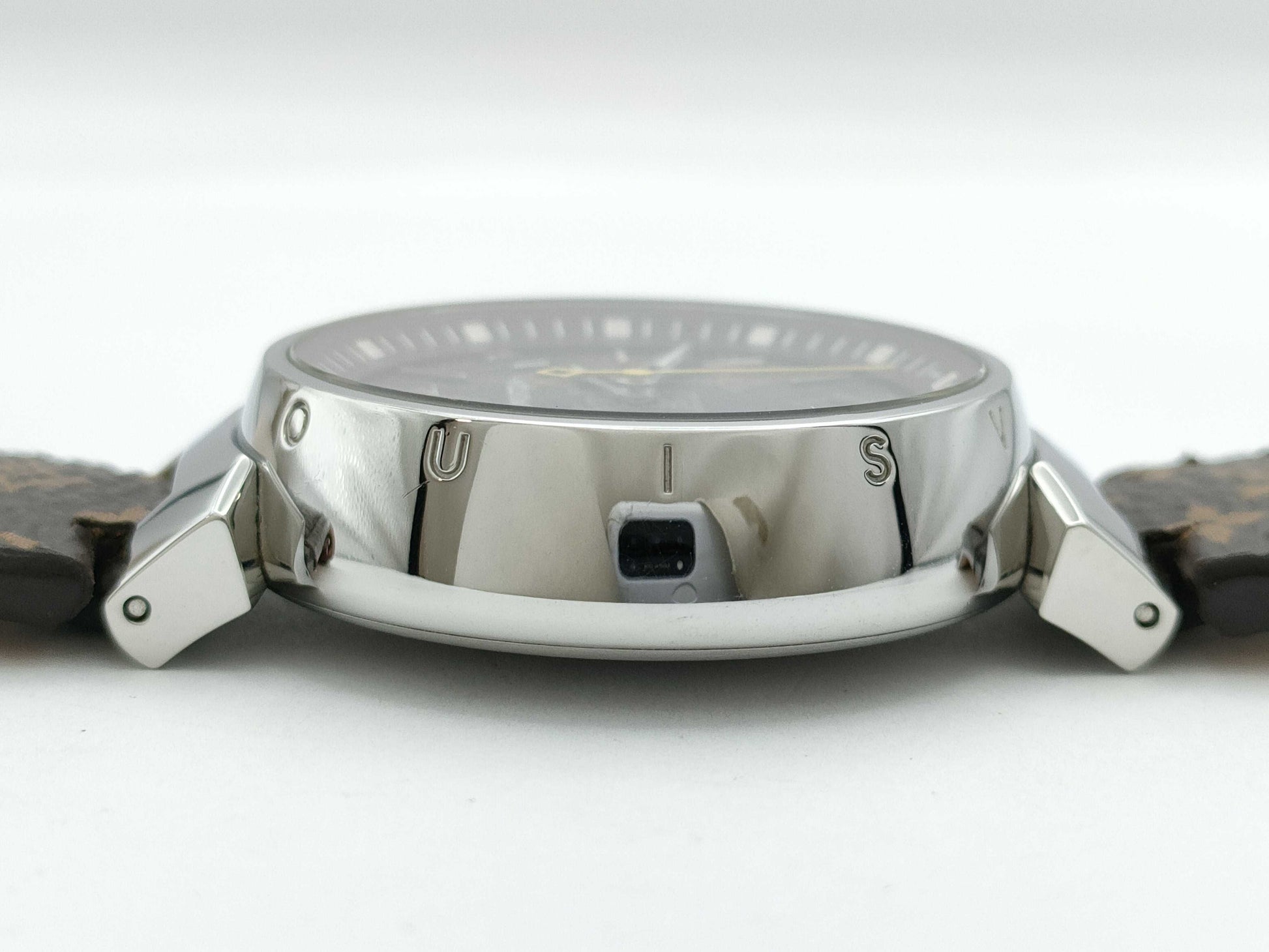 LOUIS VUITTON Tambour QA071 UC4412 Quartz Boys Watch