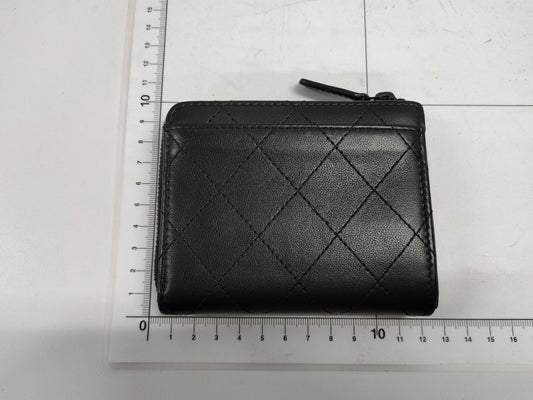 CHANEL CHANEL Matelasse Coin Case in Black Calf Leather with Black Hardware