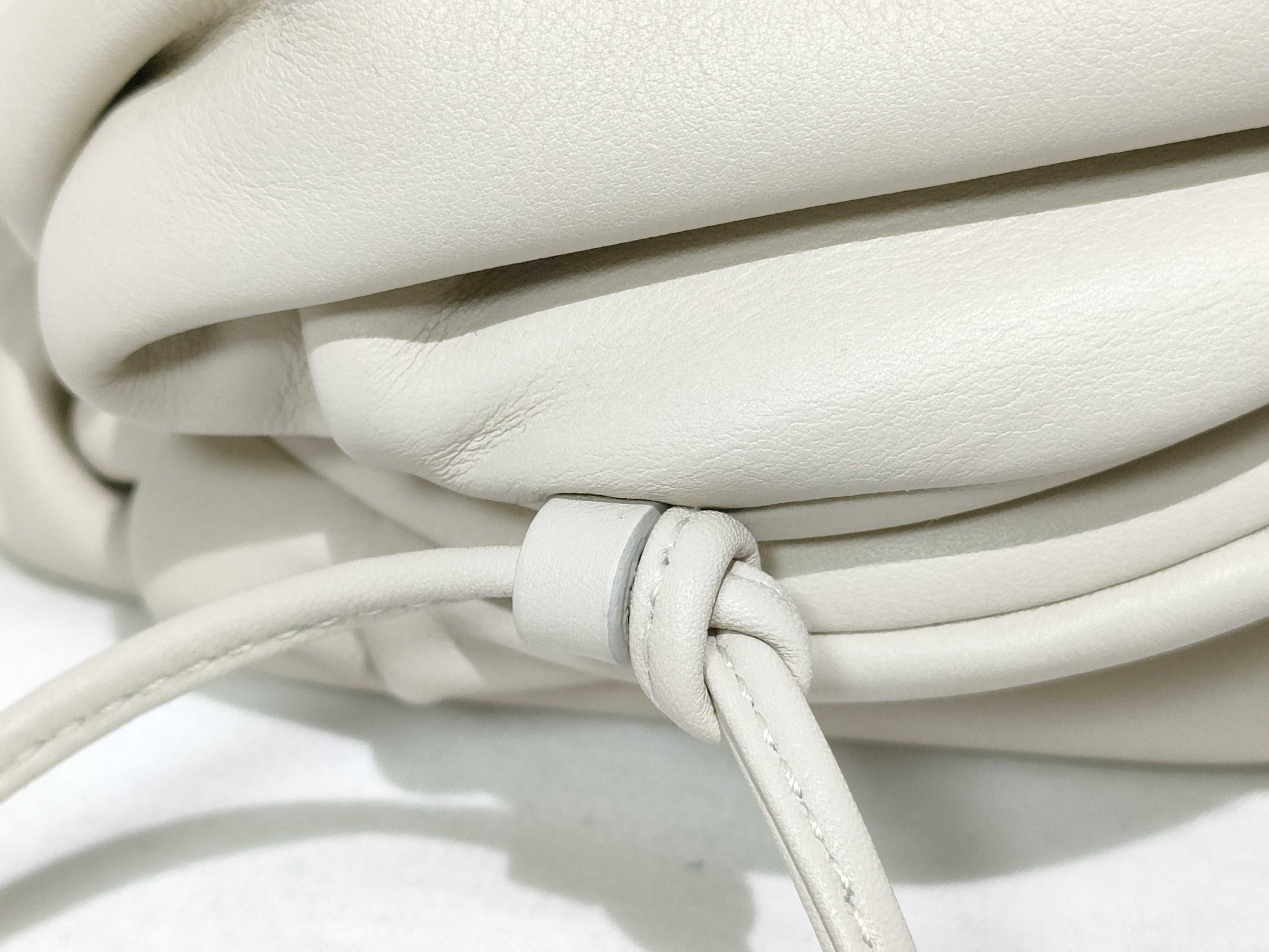 BOTTEGA VENETA BOTTEGA VENETA Mini The Pouch Shoulder Bag