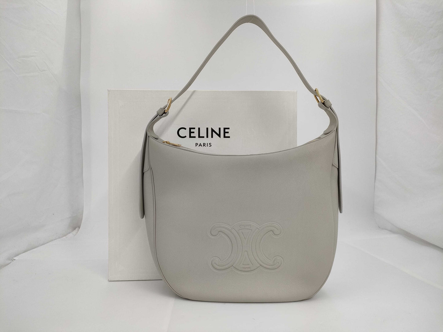 CELINE Medium Eloise Cuile Triomphe 114713FLH.02LS Shoulder Bag