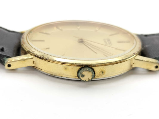 2C21-0120 810103 Quartz Women's Watch