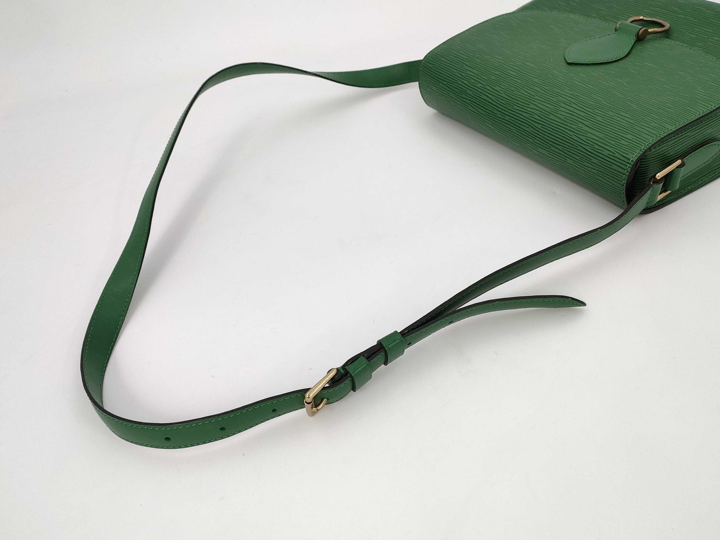 LOUIS VUITTON shoulder bag
