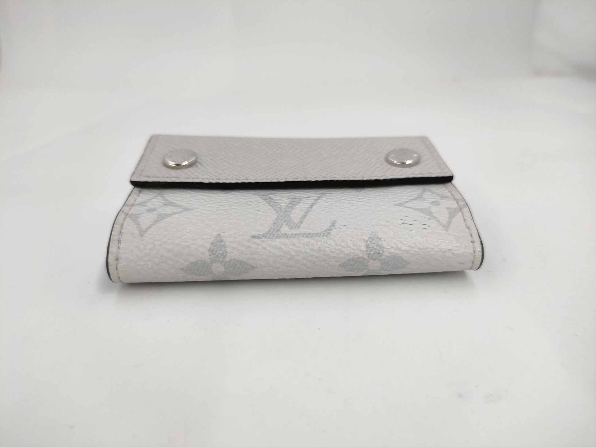 LOUIS VUITTON Taiga Rama Discovery Compact Wallet M67621 UB1189 Wallet