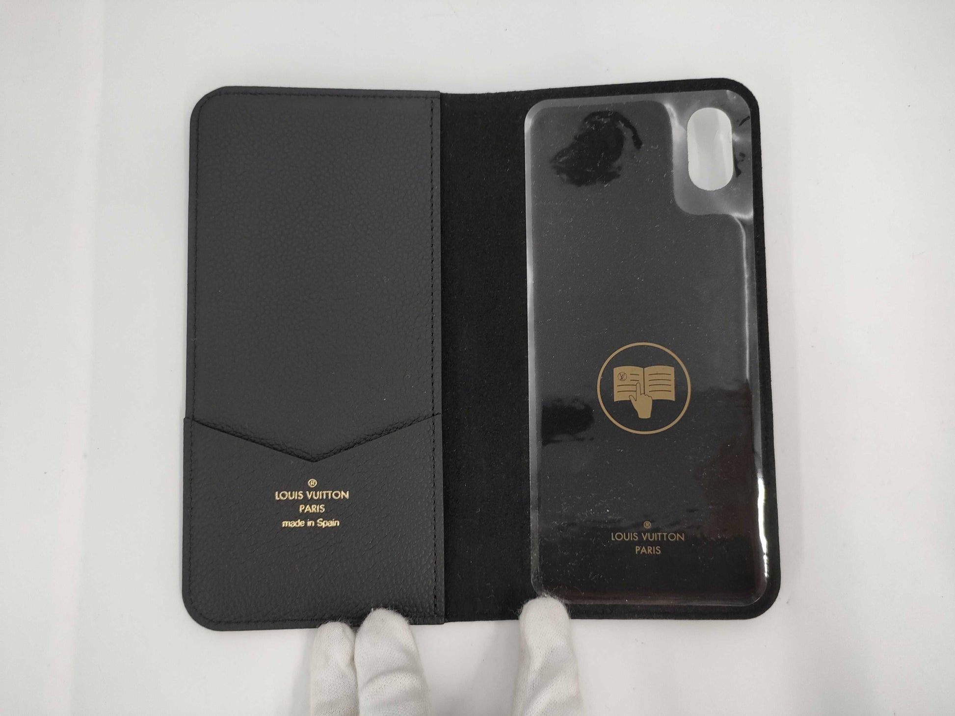 LOUIS VUITTON Monogram Empreinte Folio M68592 BC5109 Black Other Accessories