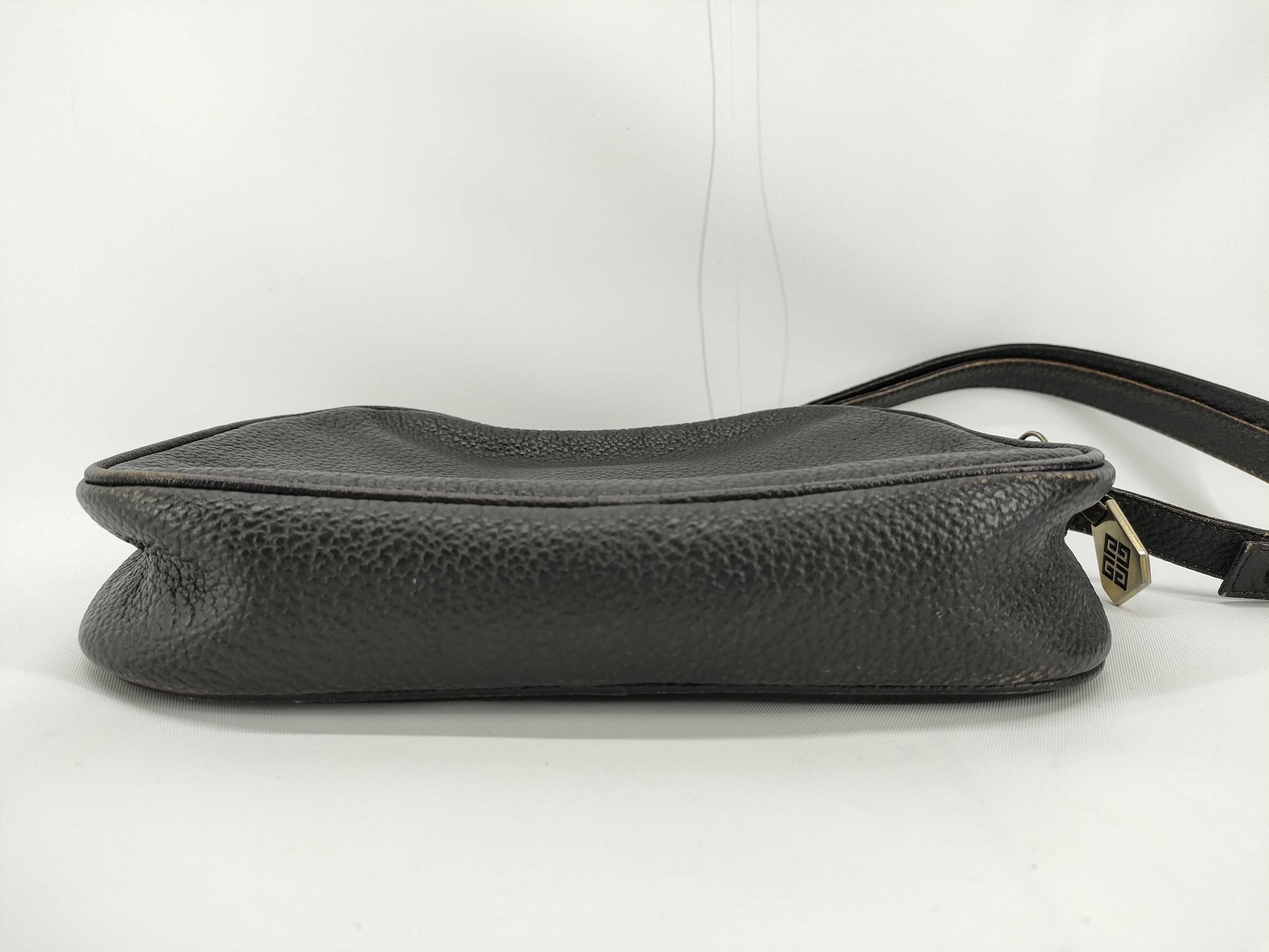GIVENCHY Givenchy Leather Shoulder Bag Black Shoulder Bag
