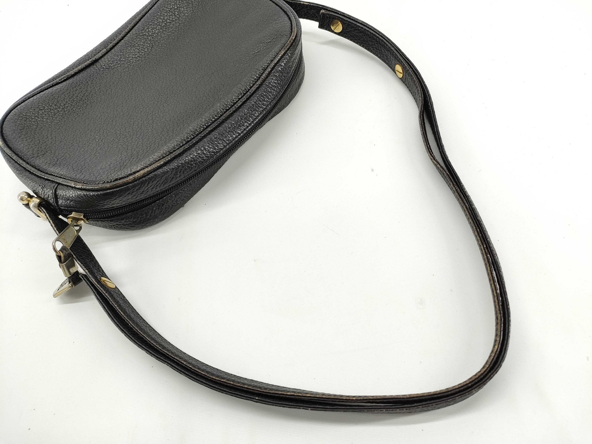 GIVENCHY Givenchy Leather Shoulder Bag Black Shoulder Bag
