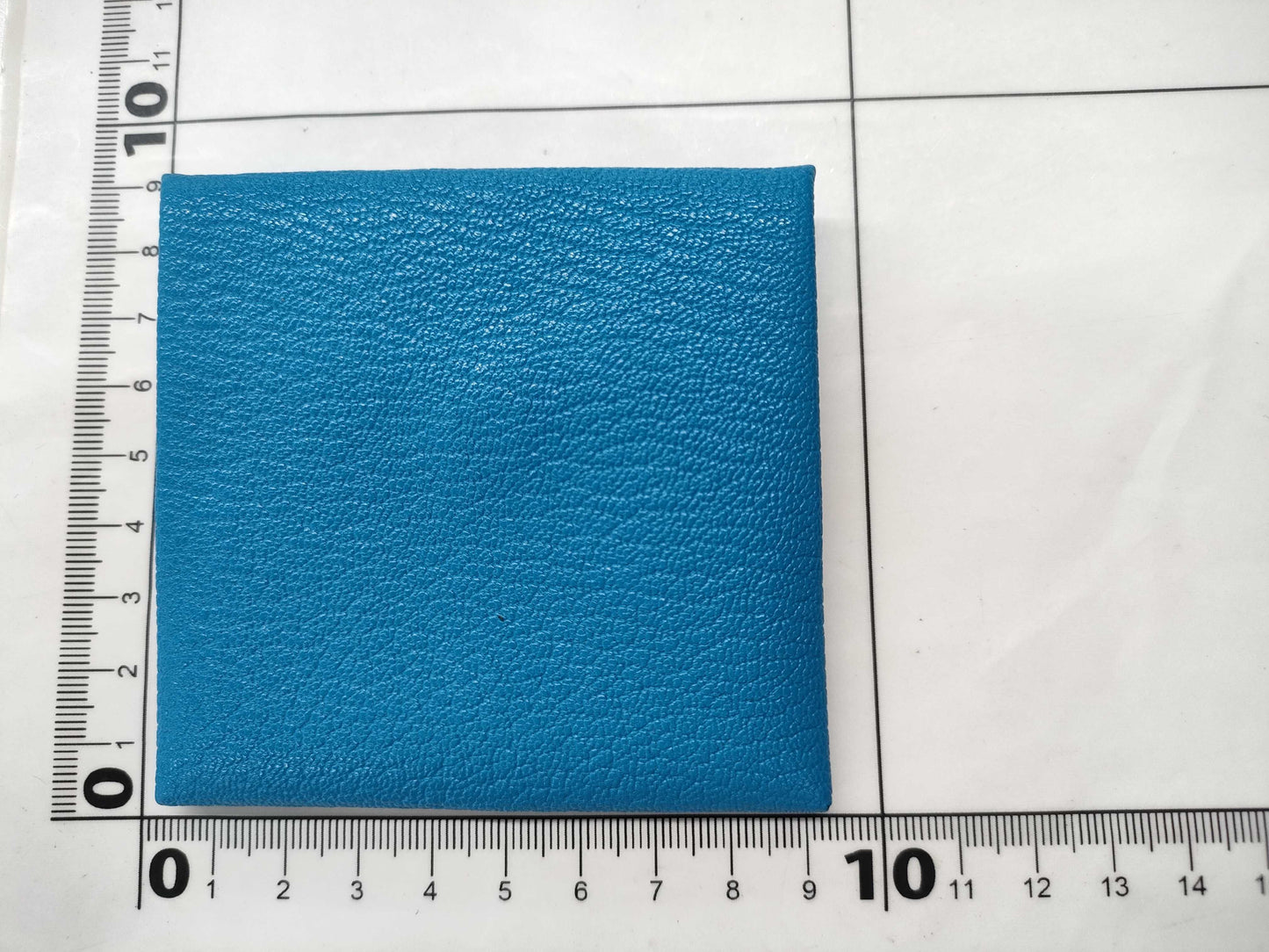 HERMES Bastia Chevre Y-Engraved Accessories: Box Coin Case