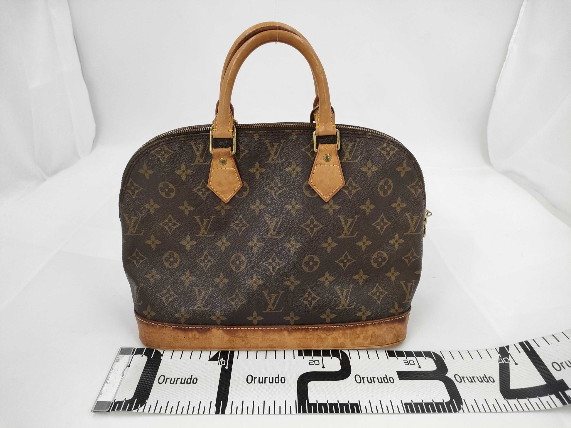 LOUIS VUITTON Louis Vuitton Monogram ALMA M51130 Handbag