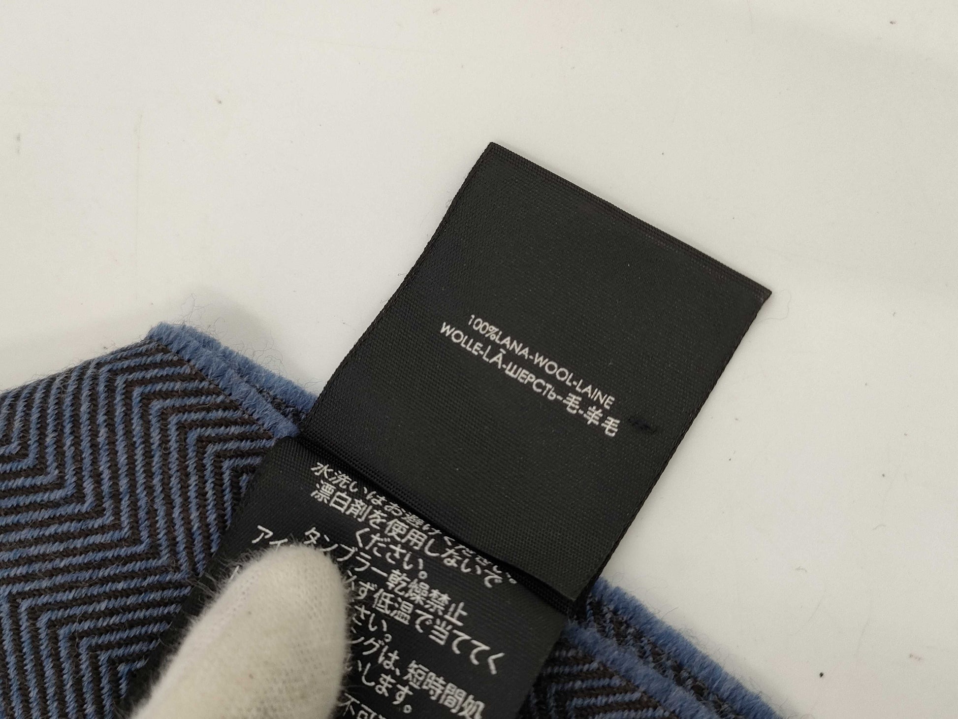 GUCCI Gucci Muffler Accessories: Paper Bag Muffler
