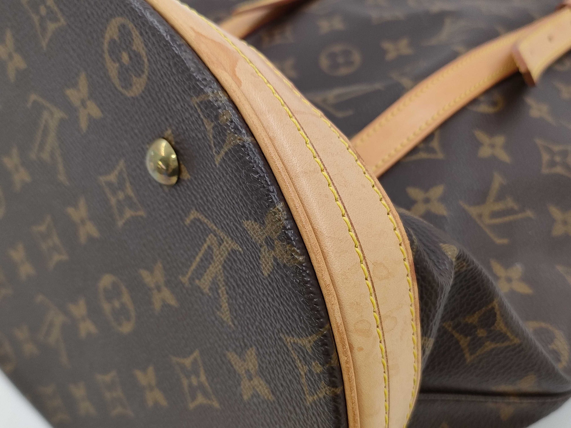 LOUIS VUITTON Louis Vuitton Monogram Bucket GM M42236 Tote Bag