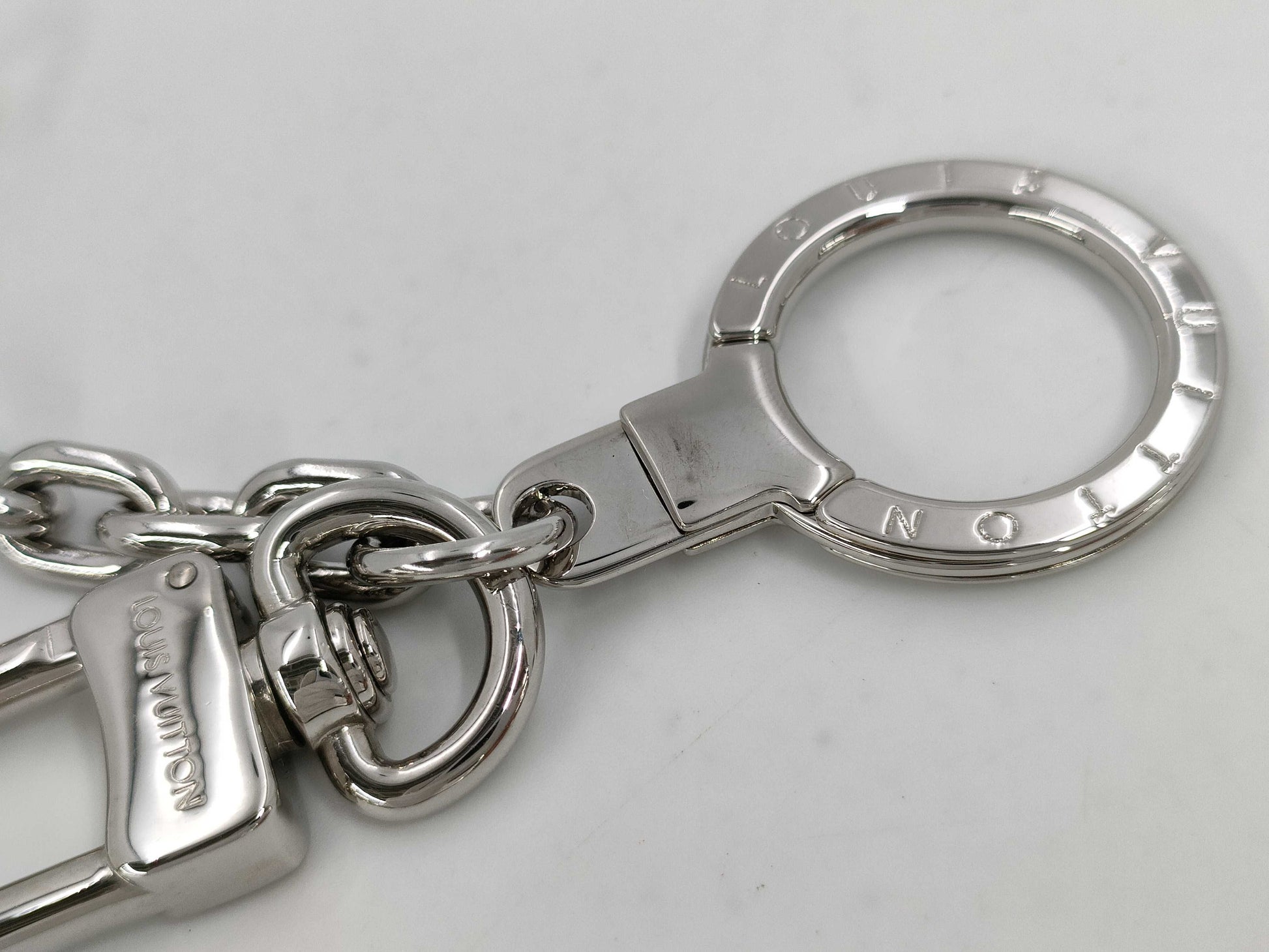 LOUIS VUITTON Porte Cle Initial Argent Keyring Keycase Keychain