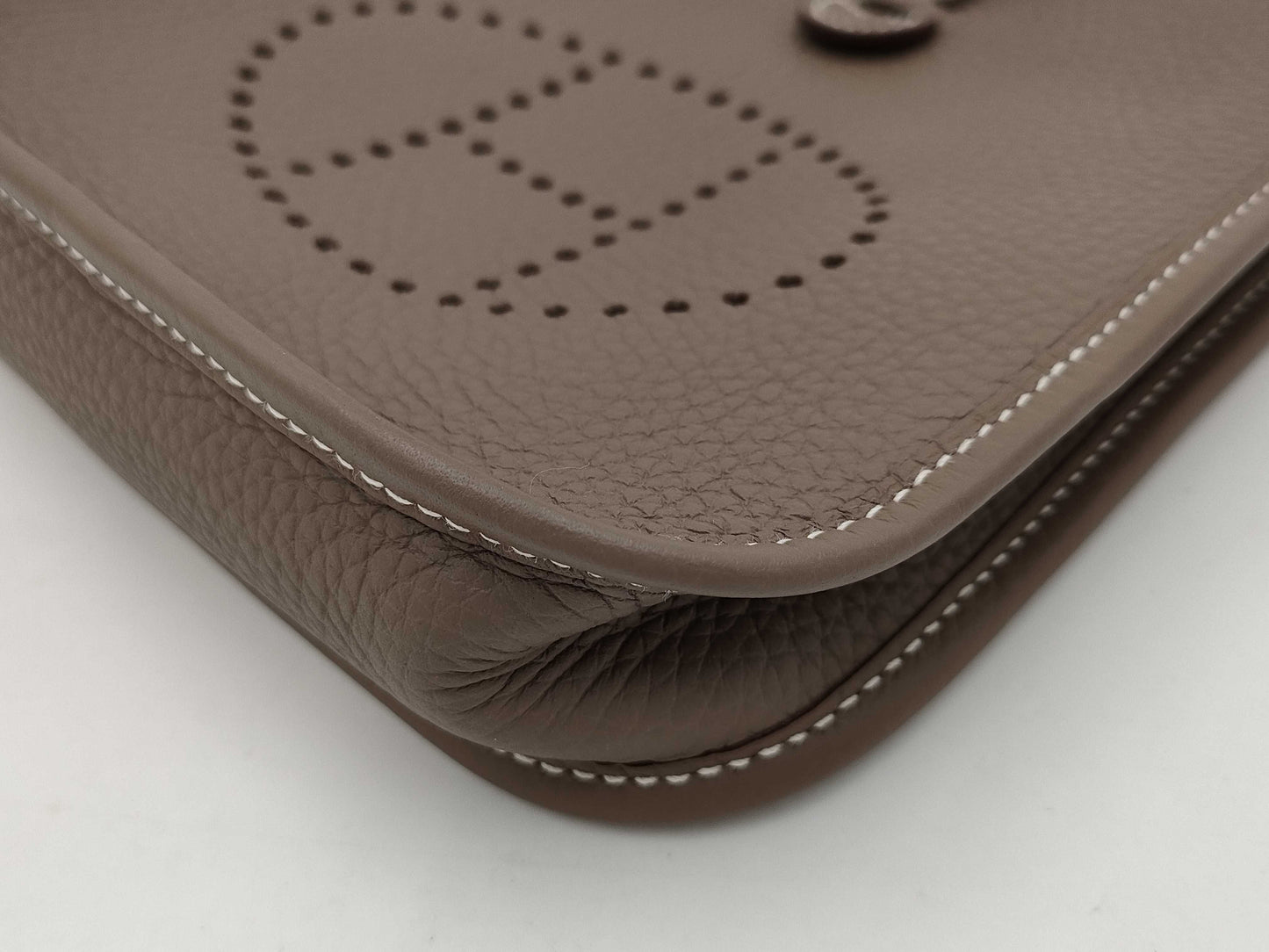 HERMES Evelyn TPM Etoup P Fittings Blue Indigo Strap Tryon Clemence W Engraved Shoulder Bag