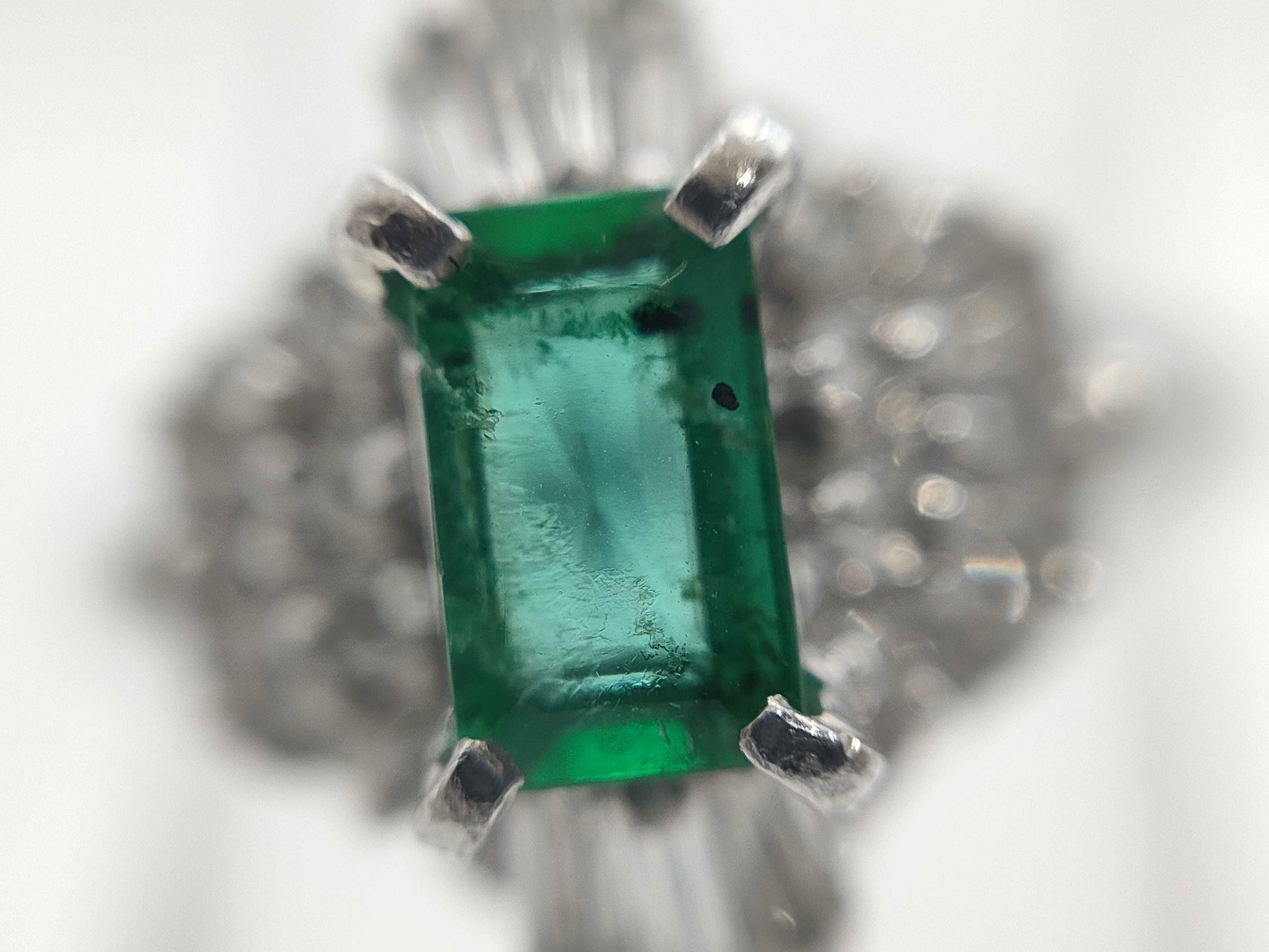 E0.347/D0.168/0.128ct PT900 5.1g Ring