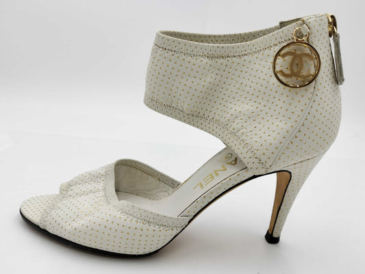 CHANEL Leather G26459 36C Sandals