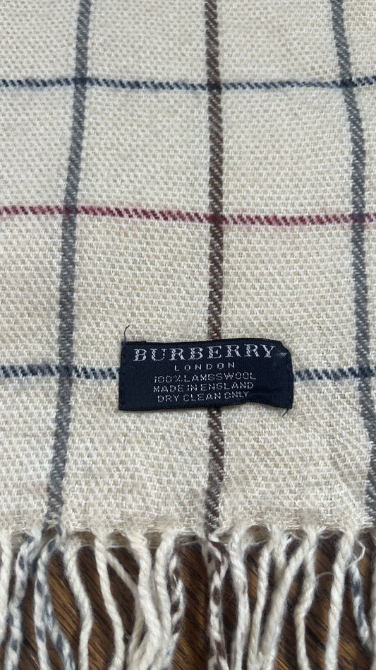 Rare BURBERRY Nova Check Scarf, Length: 144cm, Width: 31cm, 100% Wool, Rare Color: Nova Check, White Check