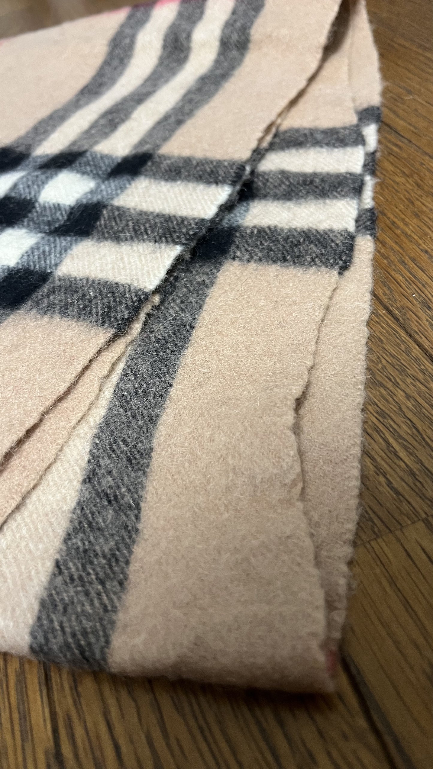 BURBERRY Nova Check Cashmere Scarf Length: 156cm Width: 27cm Cashmere 50% Nova Check Scarf