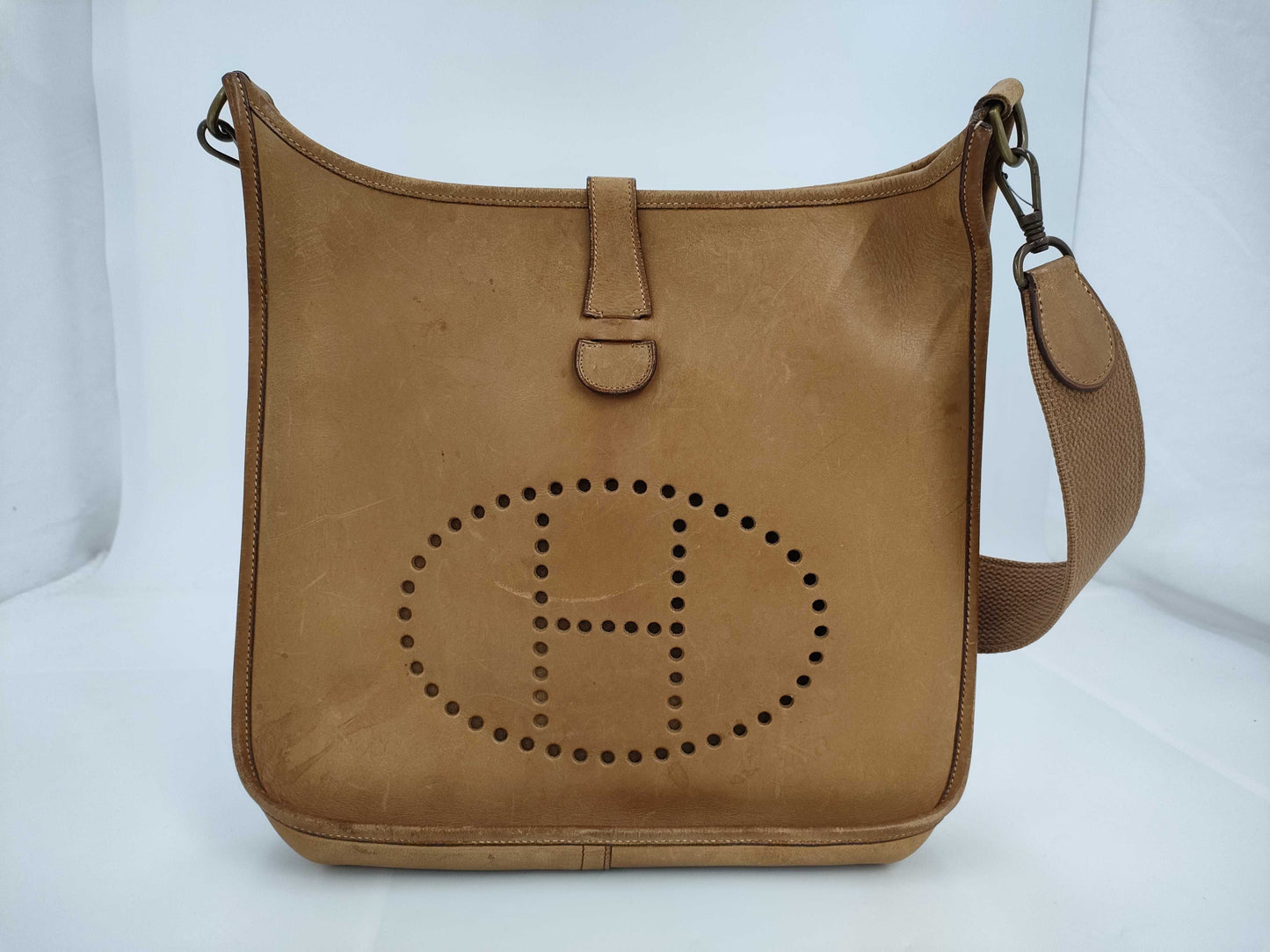 HERMES Evelyn Shoulder Bag