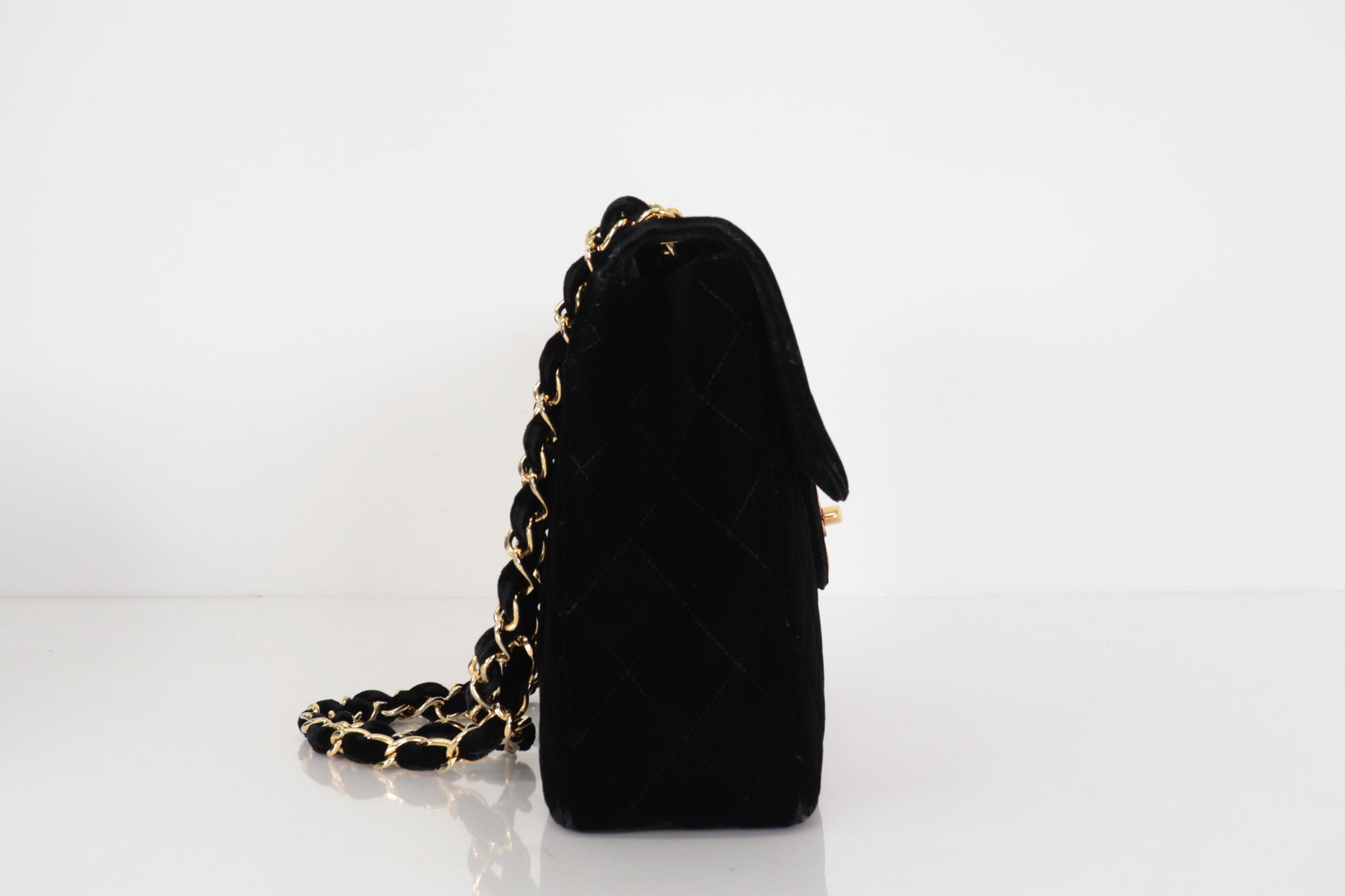 CHANEL Turnlock Velor Chain Shoulder W30 3rd Generation Shoulder Bag