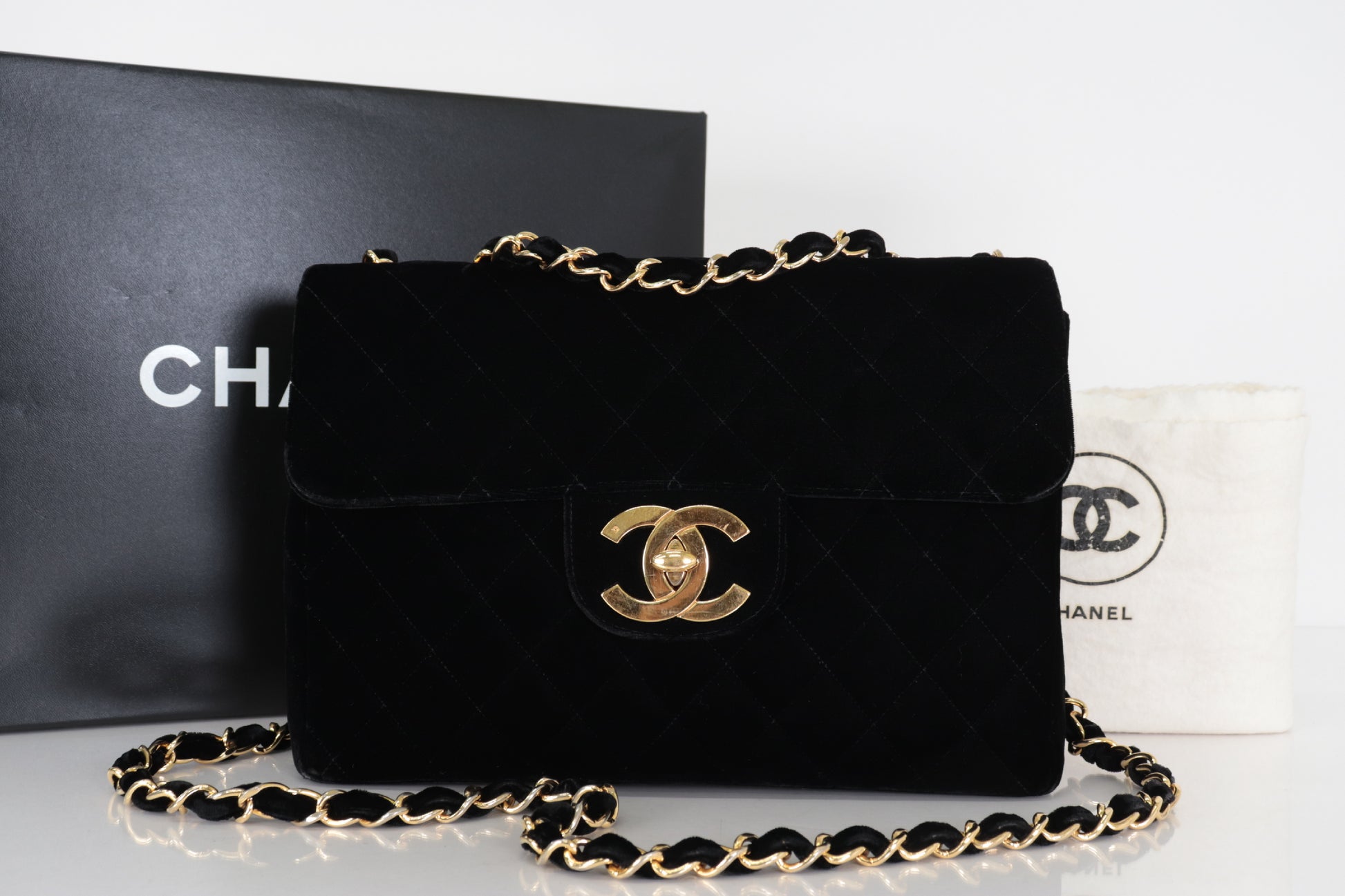 CHANEL Turnlock Velor Chain Shoulder W30 3rd Generation Shoulder Bag