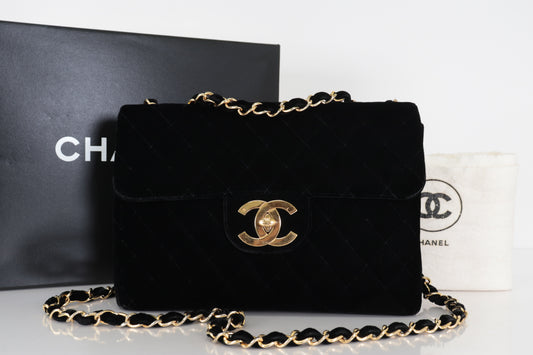 CHANEL Turnlock Velor Chain Shoulder W30 3rd Generation Shoulder Bag