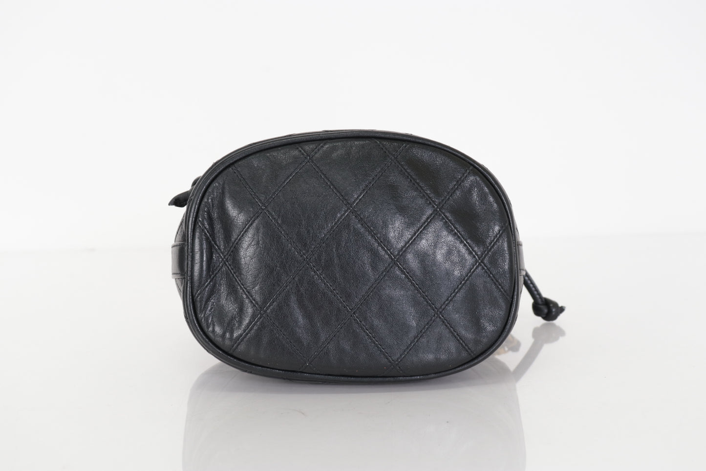 CHANEL Bicolore Ram Drawstring Chain Shoulder 2nd Generation Shoulder Bag
