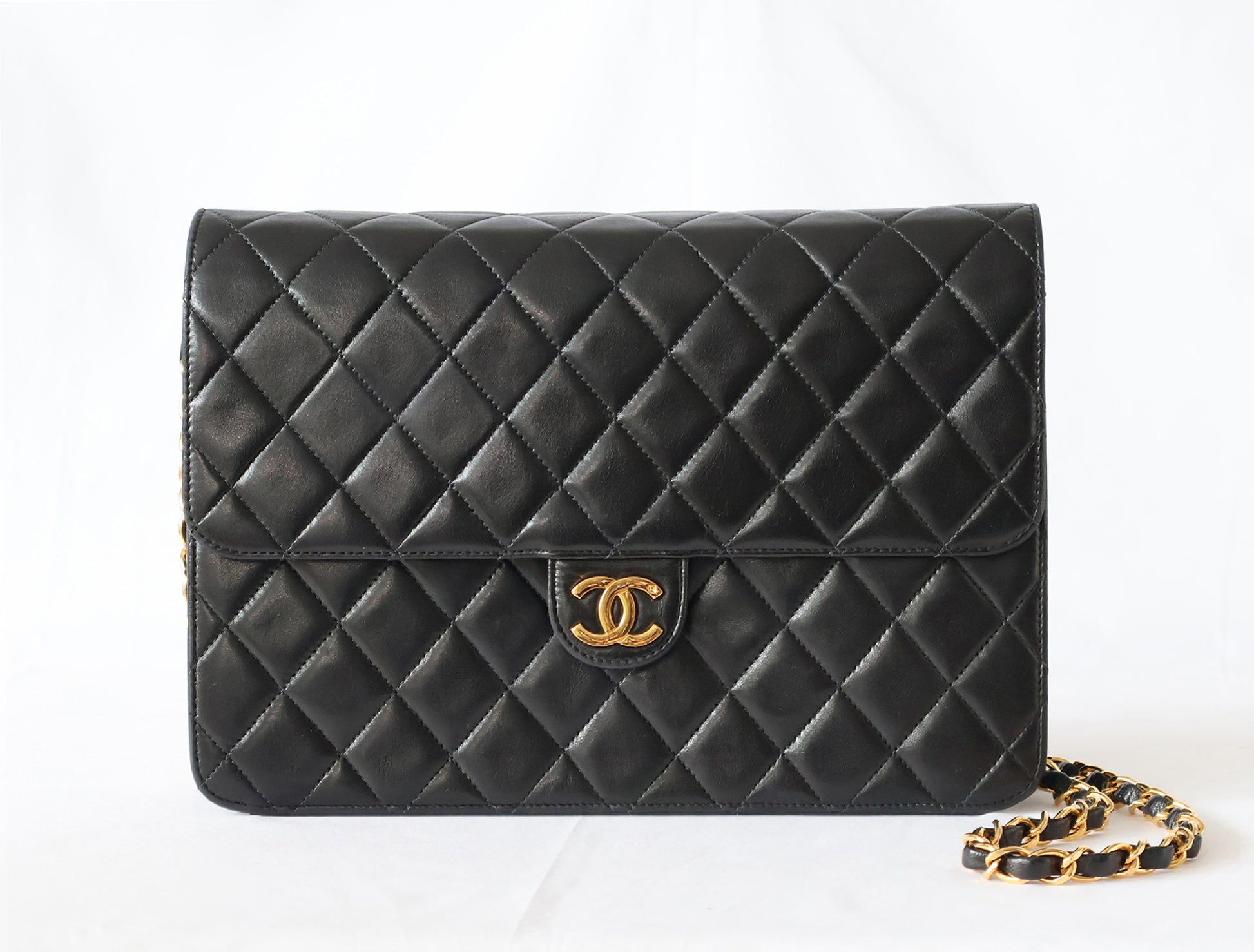 CHANEL シール有4番台 マトラッセ ラムスキン プッシュロック チェーン ショルダー ブラック ショルダーバッグ