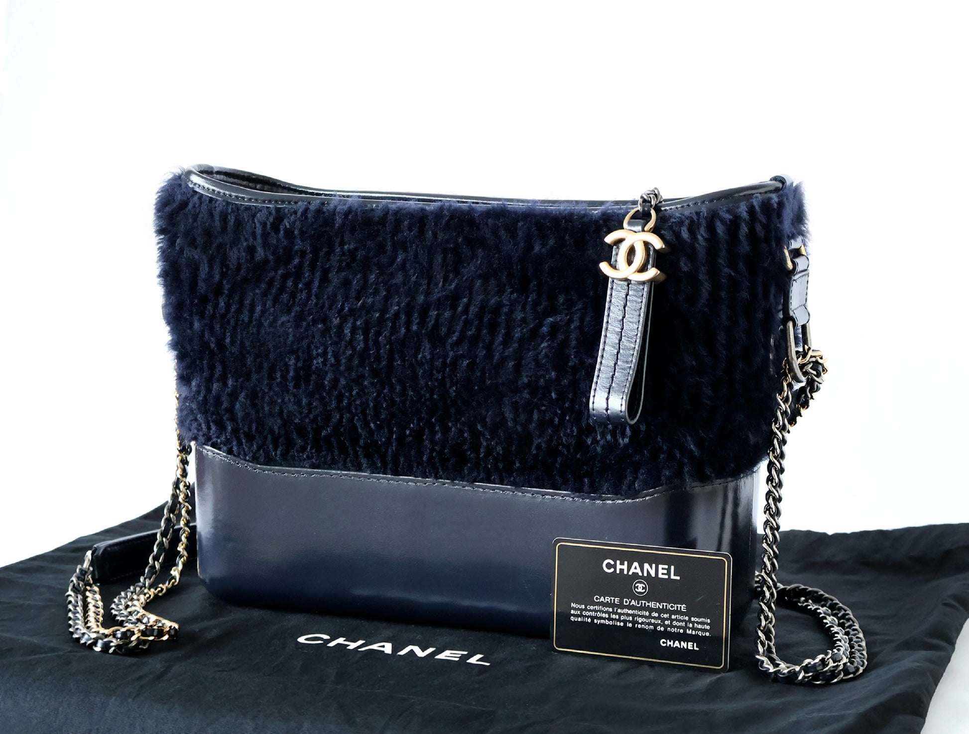 CHANEL Seal Available 26 Series Gabriel Boa Chain Shoulder Navy Shoulder Bag