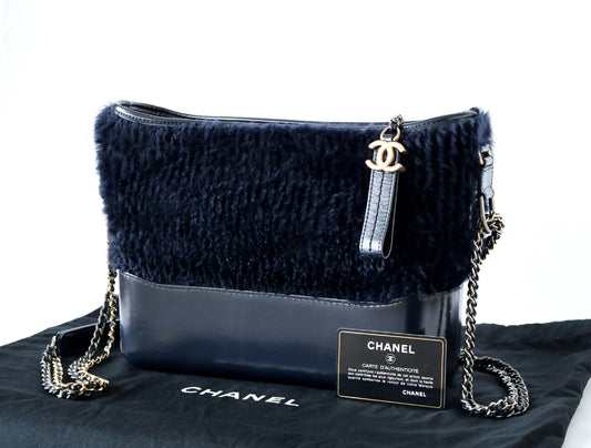 CHANEL Seal Available 26 Series Gabriel Boa Chain Shoulder Navy Shoulder Bag