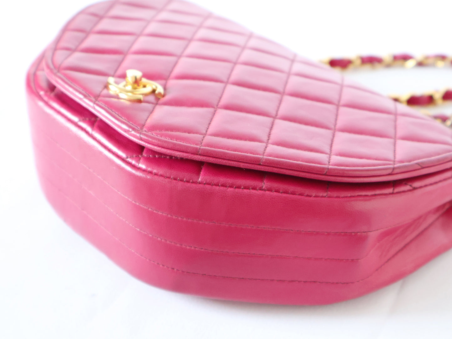 CHANEL Seal Yuri 0 Matlasse Half Moon Lambskin Chain Shoulder Pink Shoulder Bag