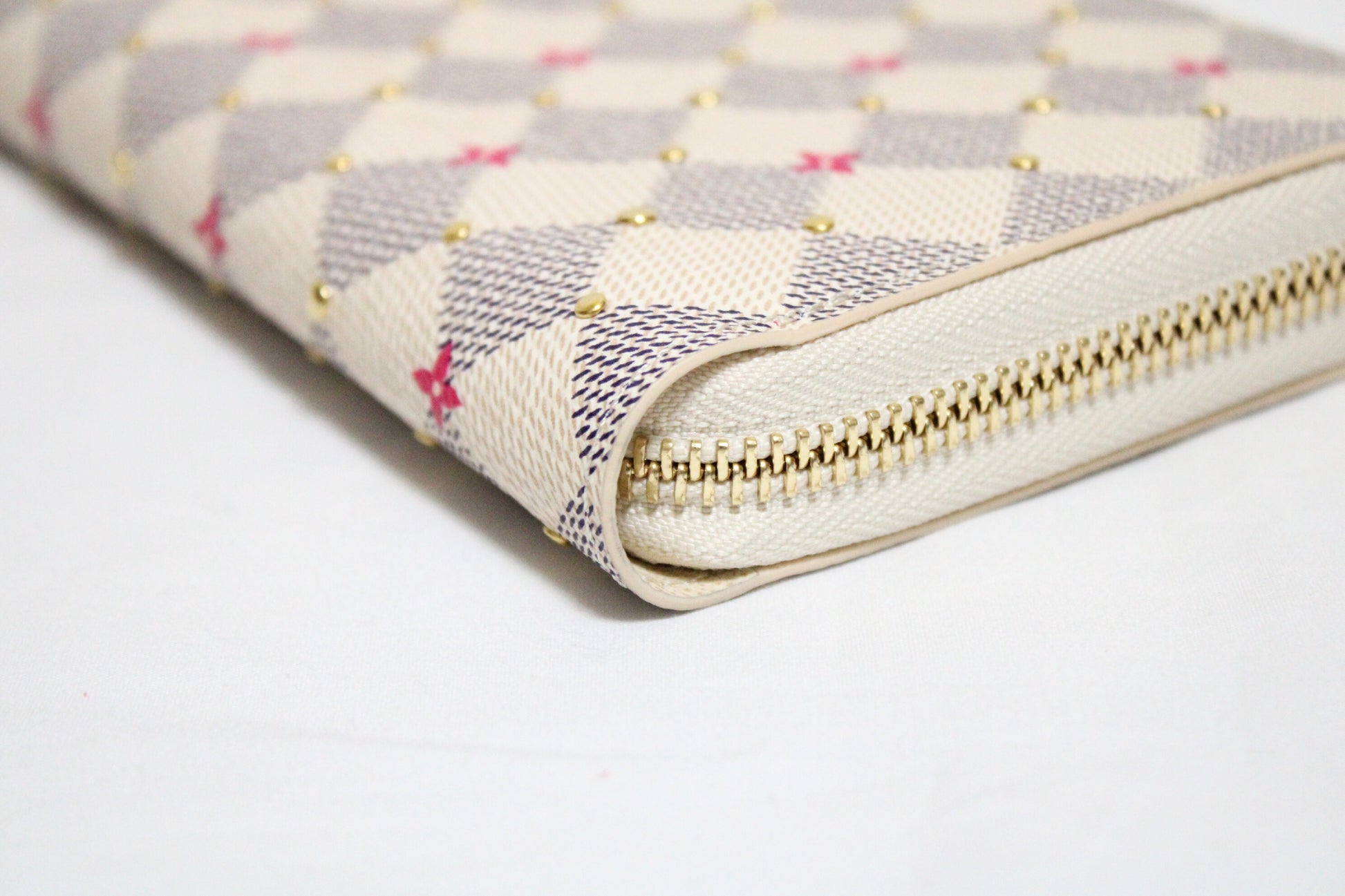 LOUIS VUITTON Vuitton Damier Azure Zippy Wallet N64615 Ivory RFID Tag Wallet