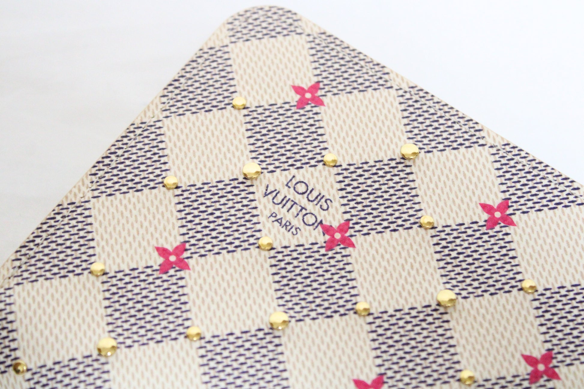 LOUIS VUITTON Vuitton Damier Azure Zippy Wallet N64615 Ivory RFID Tag Wallet