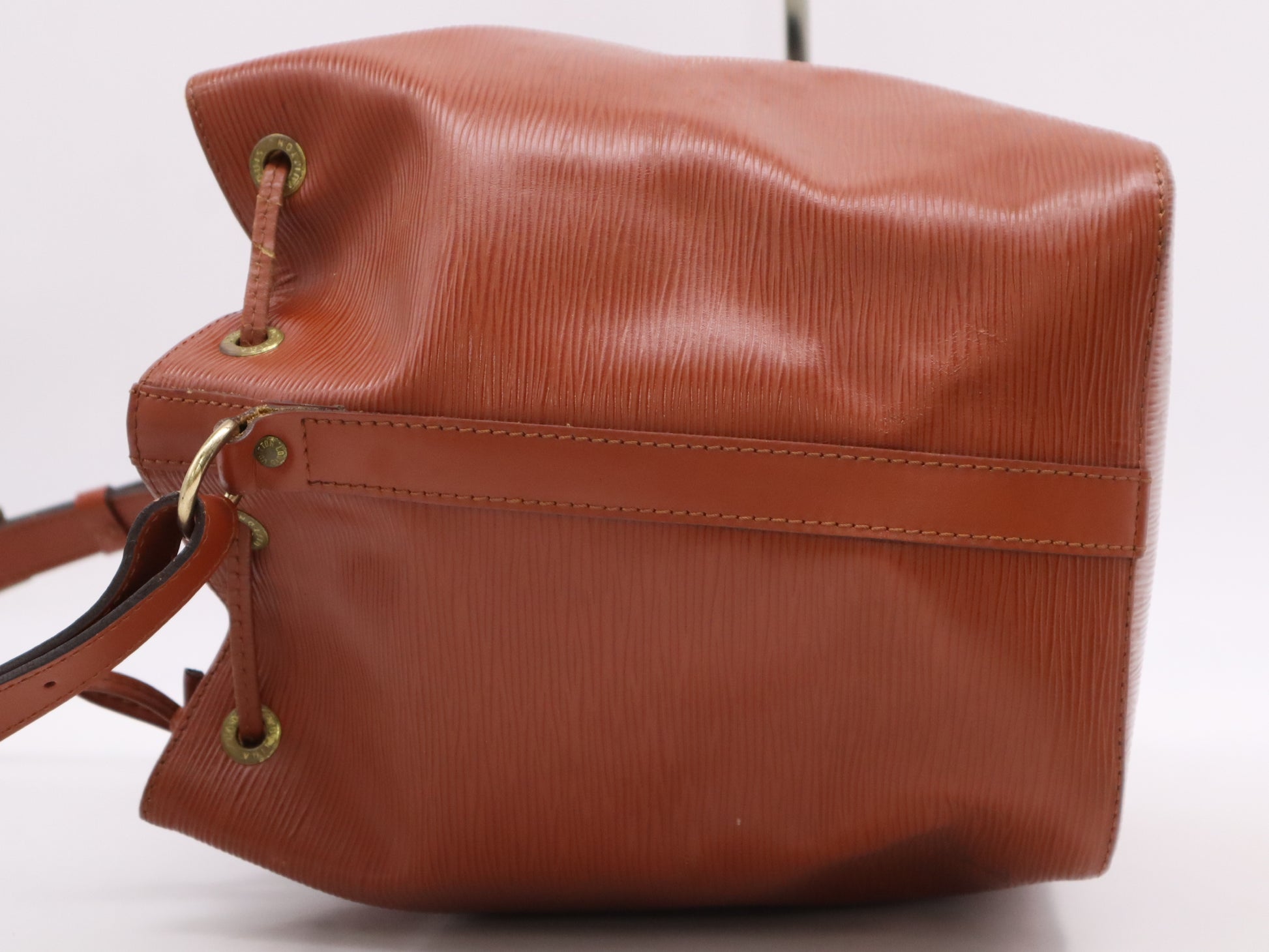 LOUIS VUITTON M44103 Epiputinoe Kenya Brown Shoulder Bag