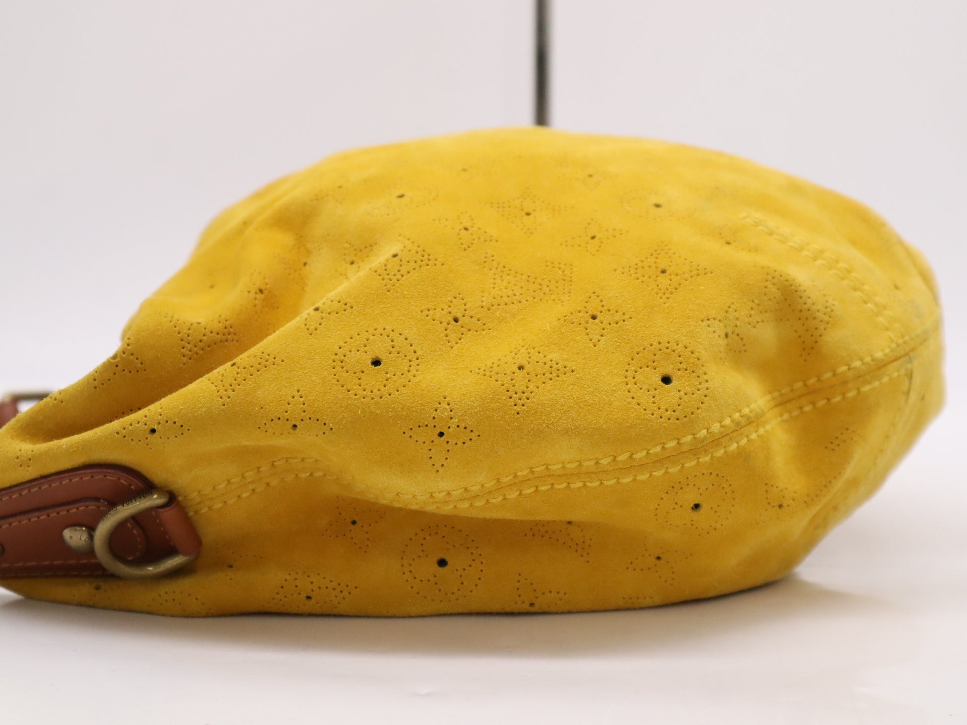 LOUIS VUITTON M95118 Monogram Suede Onata GM Mys Shoulder Bag
