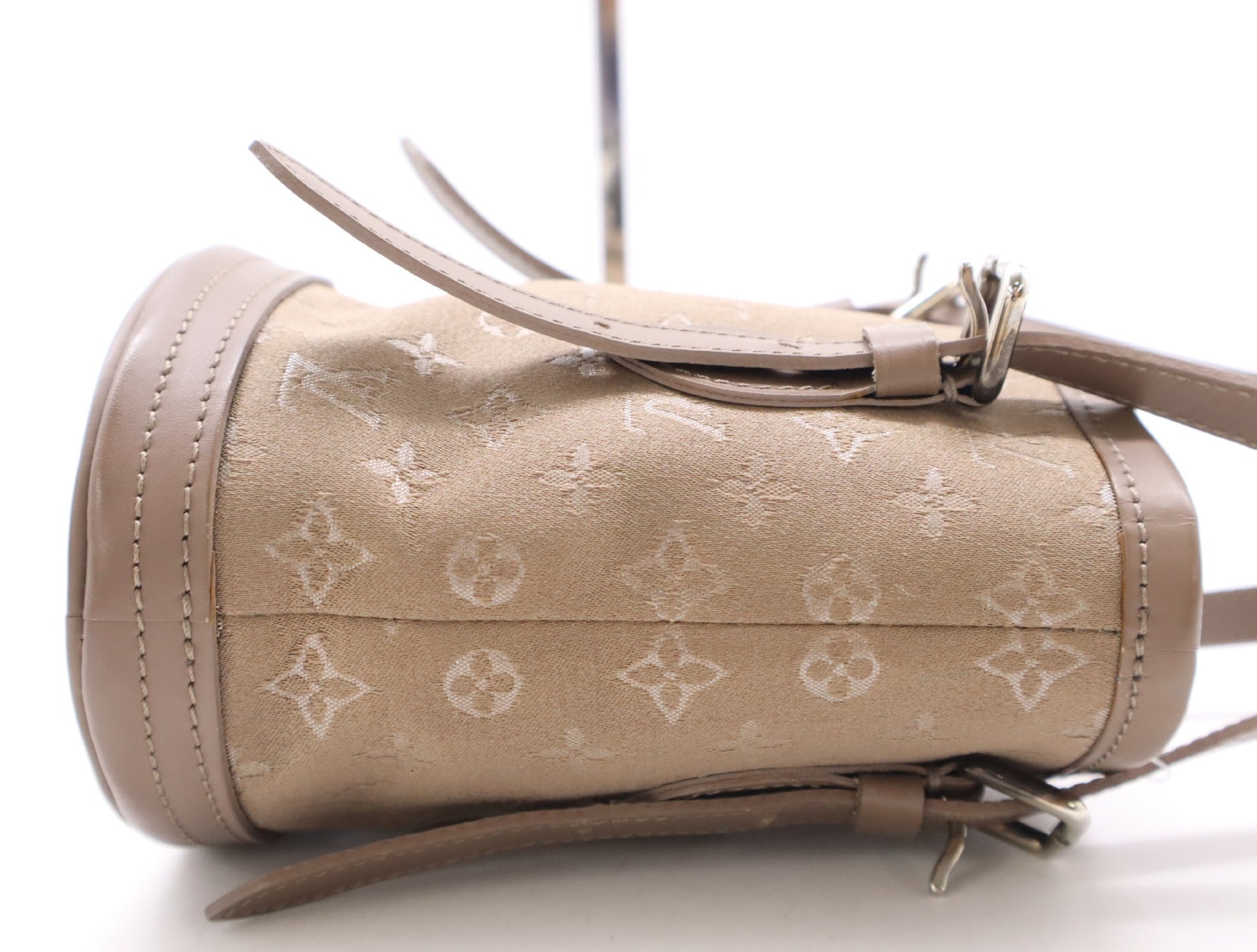 LOUIS VUITTON M92145 Little Bucket Taupe Handbag