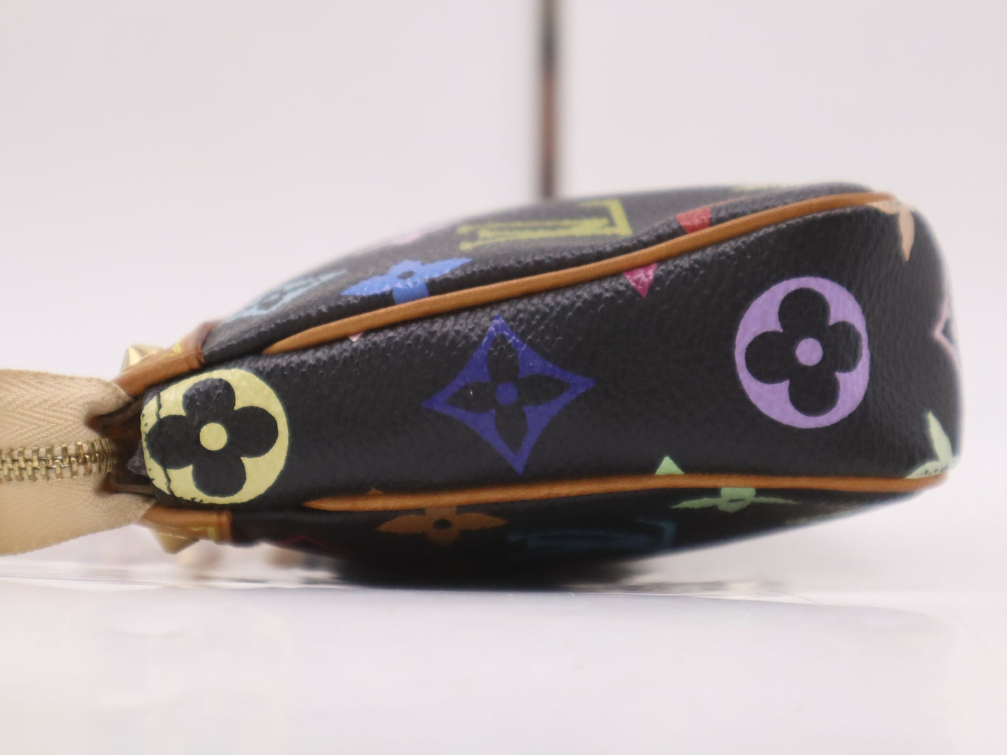 LOUIS VUITTON M92648 Pochette Accessoires Noir Pouch