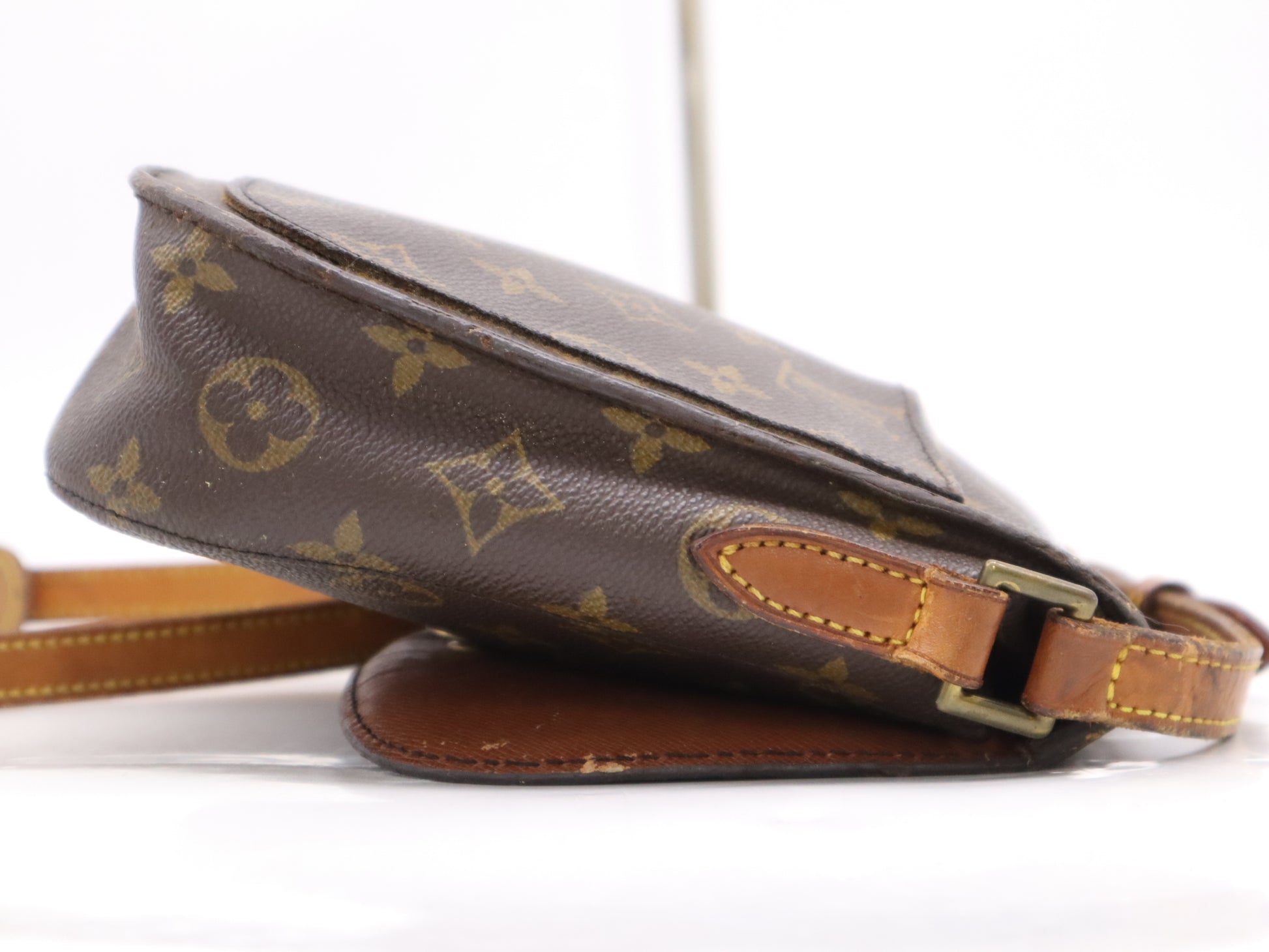 LOUIS VUITTON M51243 Saint-Cloud MM Shoulder Bag