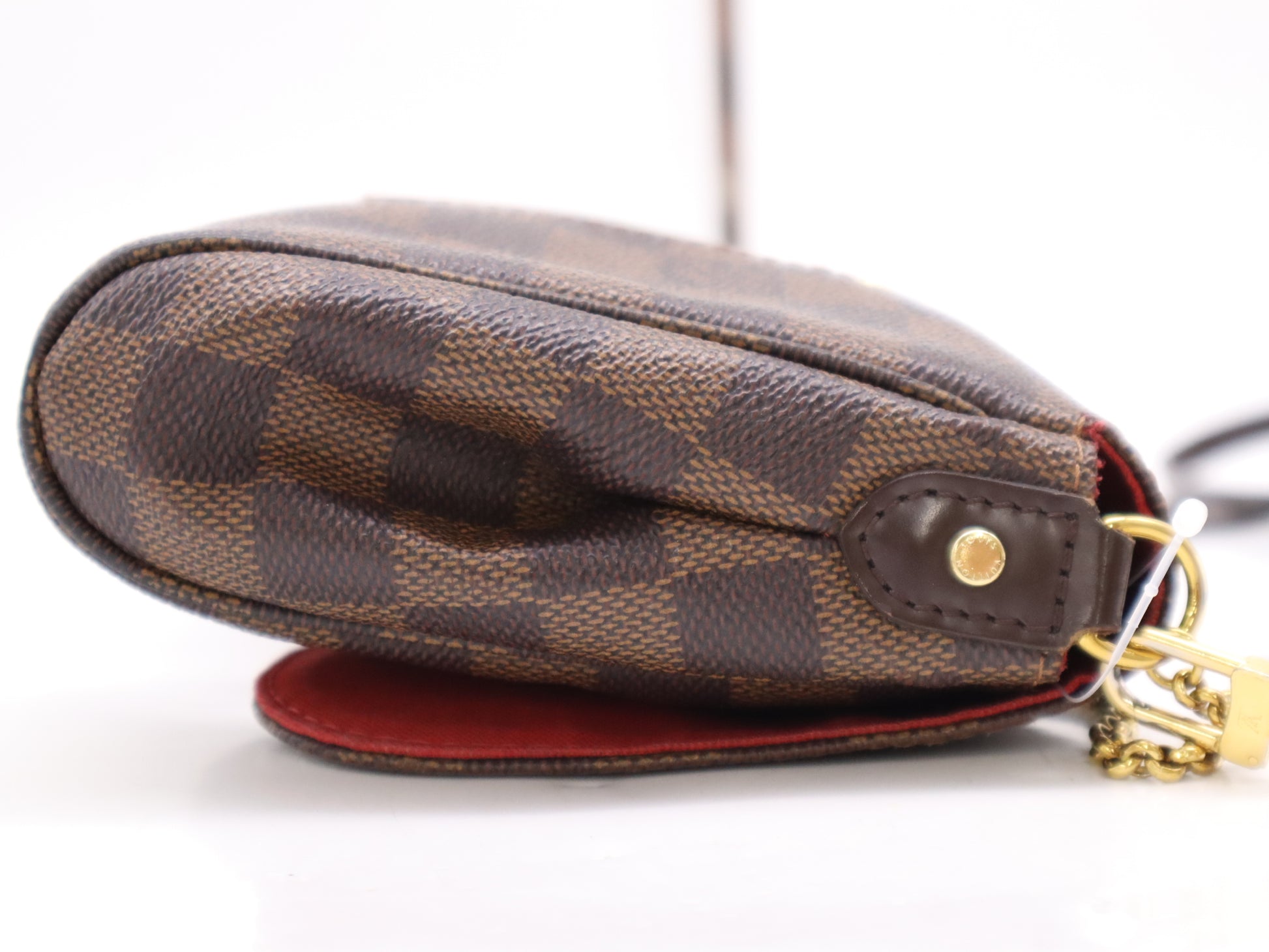 LOUIS VUITTON N41129 Damier Favorite MM Shoulder Bag with Shoulder Strap and Chain Strap
